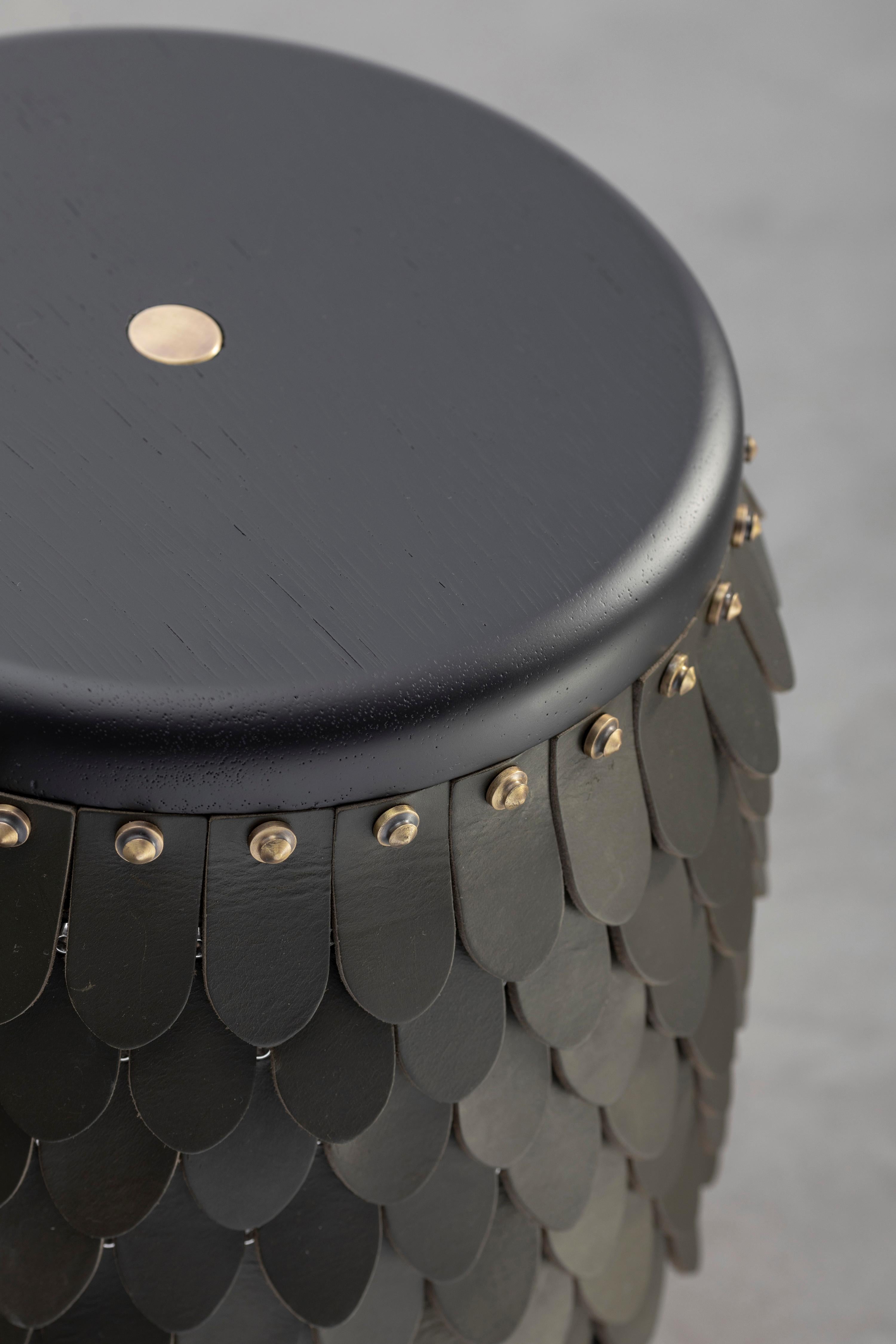 SITIERA_01 Solid Wood Stool, with Olivo Thick Leather Accents, and Aged Bronze For Sale 2
