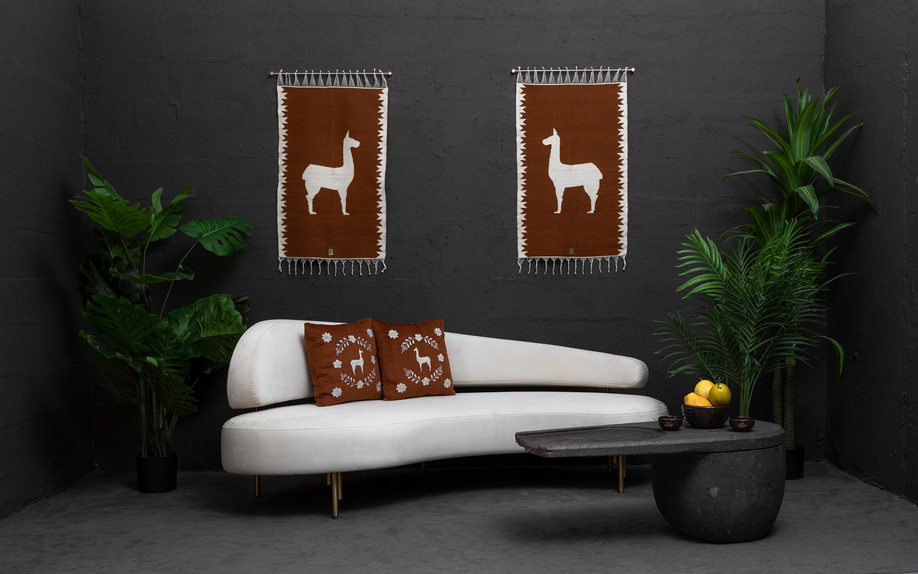 Hand-Crafted SITIERA_01 Terracota Velvet Upholstered 3-seater Sofa with Aged Bronze Legs For Sale