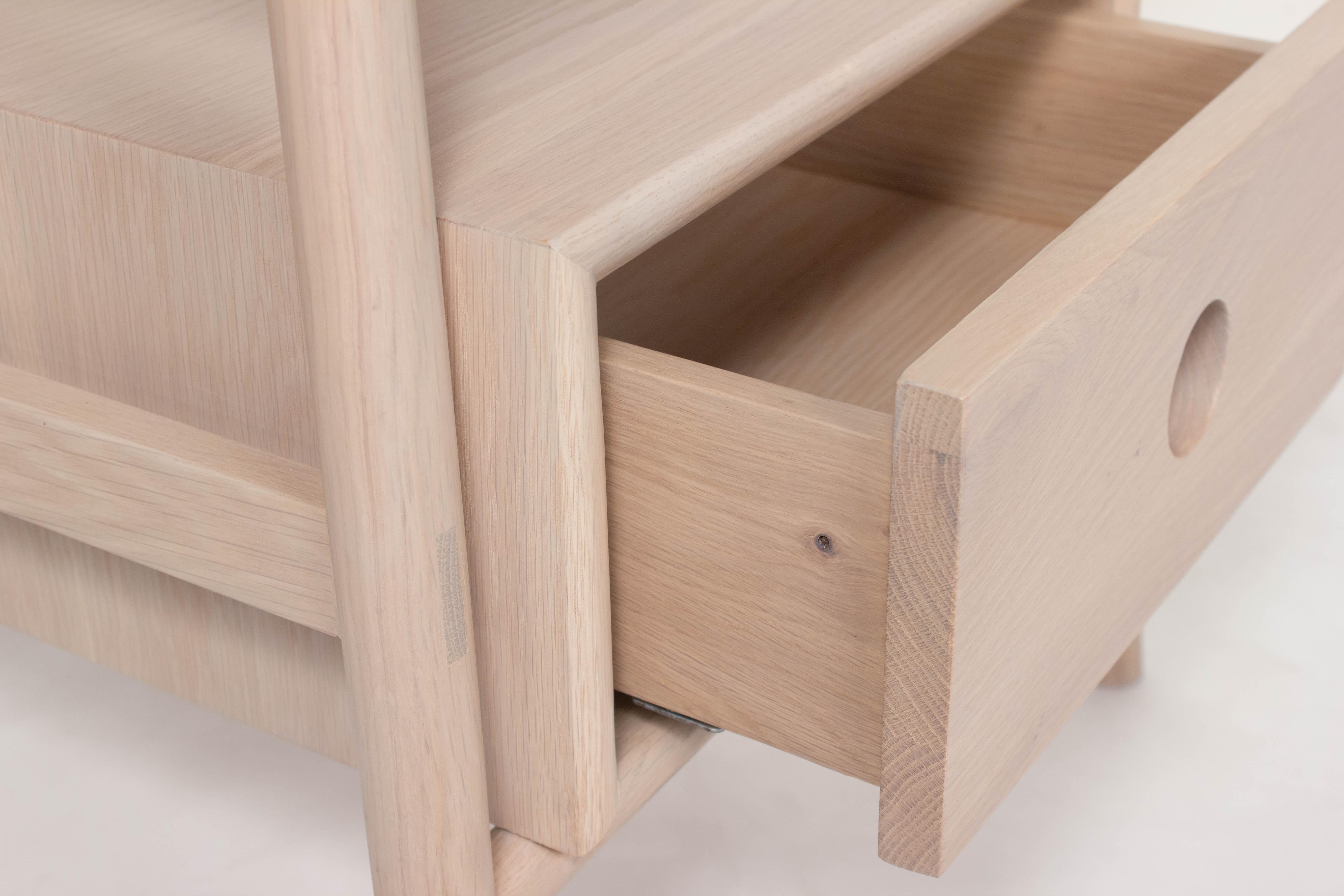 Tavolino Sitka di Sun at Six, Sienna, tavolino minimalista in Wood in vendita 5
