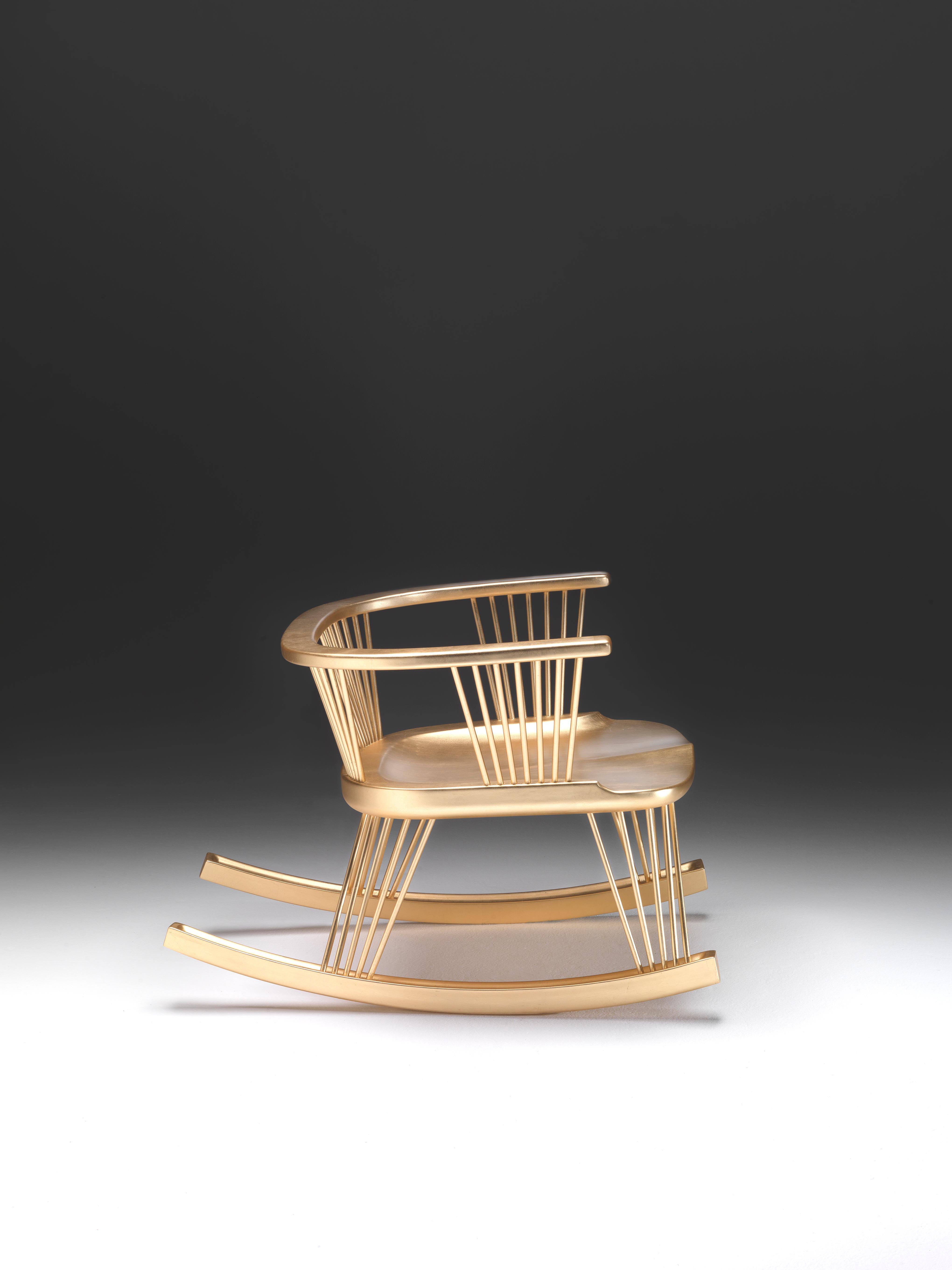 Italian SITLALI Low Rocking Chair in Solid Wood and Thin Overlapping Road and Gold Leaf For Sale