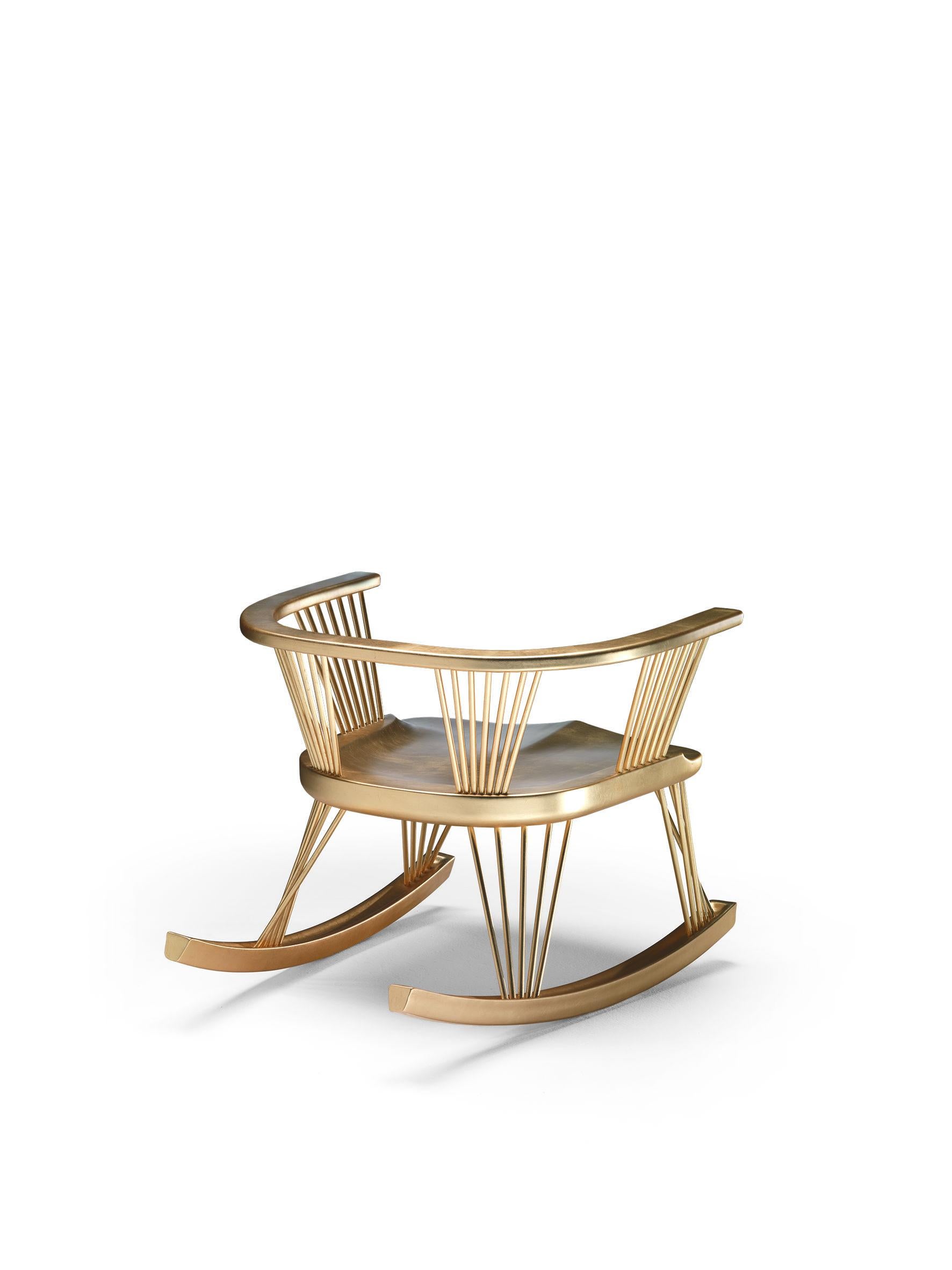 SITLALI Low Rocking Chair in Solid Wood and Thin Overlapping Road and Gold Leaf For Sale 2