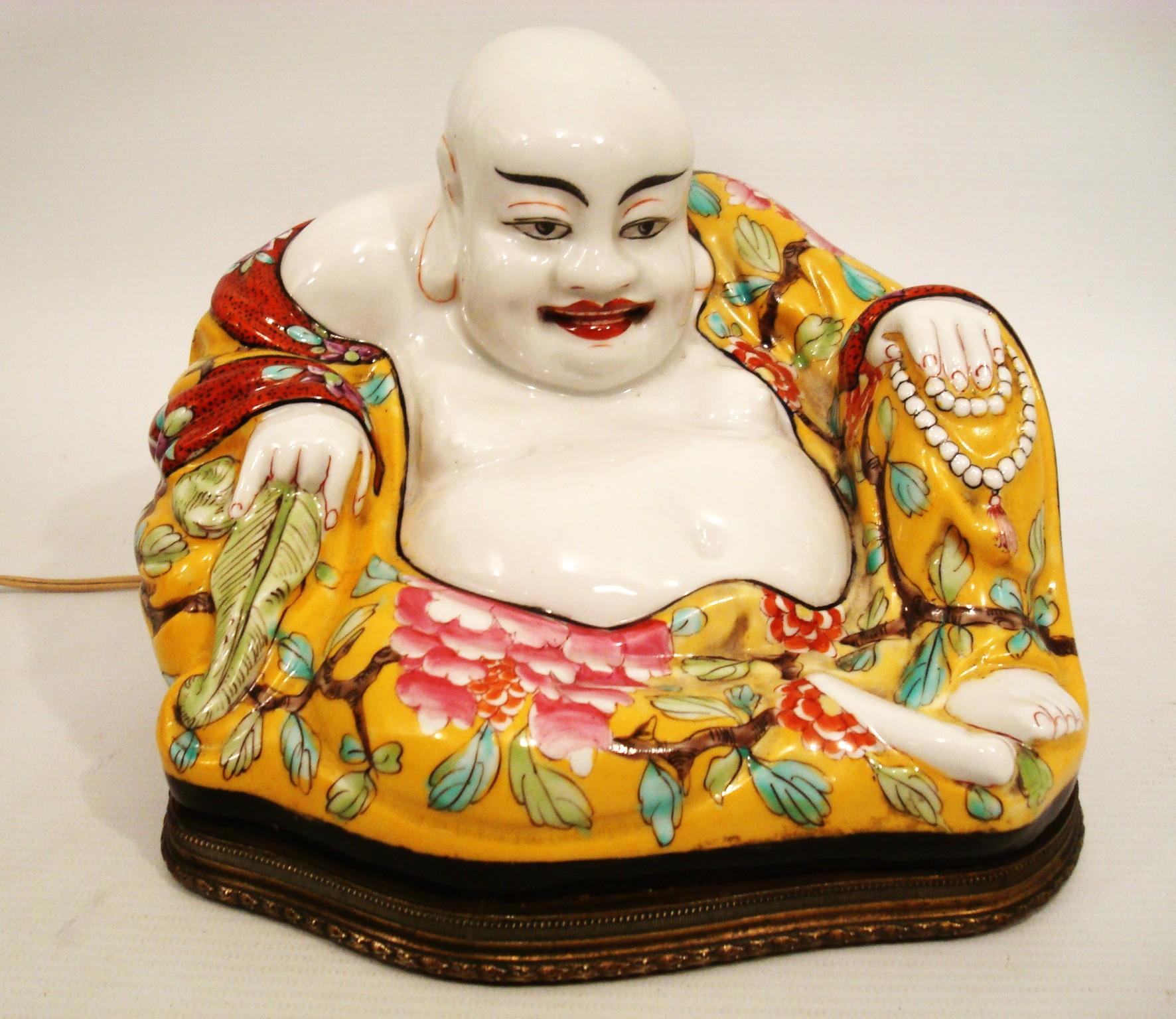 Sitzender Buddha Perzellan Nachtlampe, Französisch Chinoiserie 1900's im Zustand „Gut“ im Angebot in Buenos Aires, Olivos