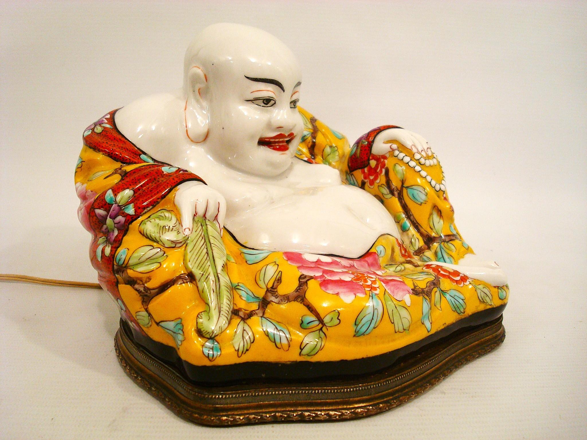 Sitzender Buddha Perzellan Nachtlampe, Französisch Chinoiserie 1900's im Angebot 2