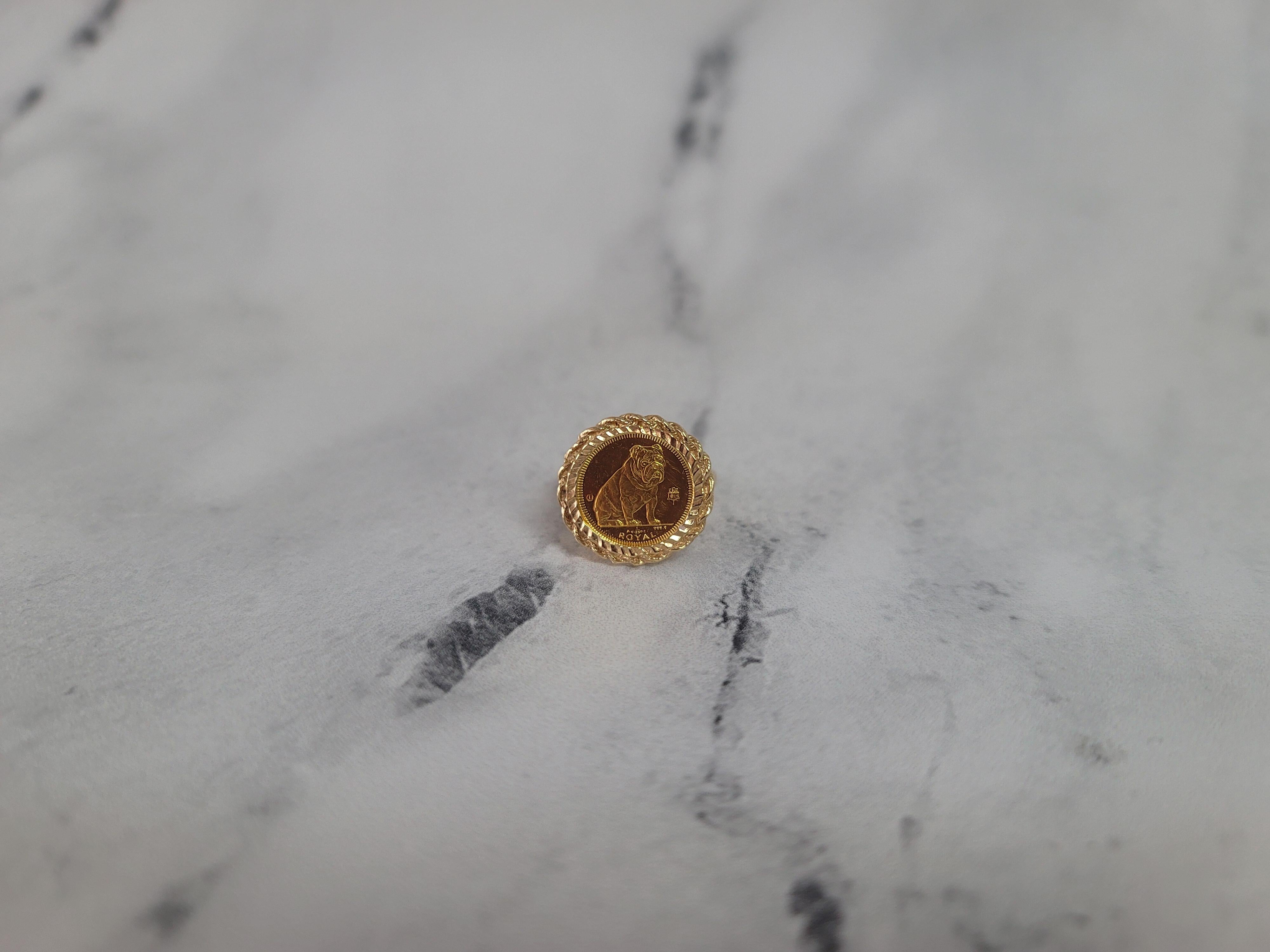 Sitting Bulldog Queen Elizabeth Coin Ring w/ Rope Bezel 14k Yellow Gold In New Condition In Sugar Land, TX