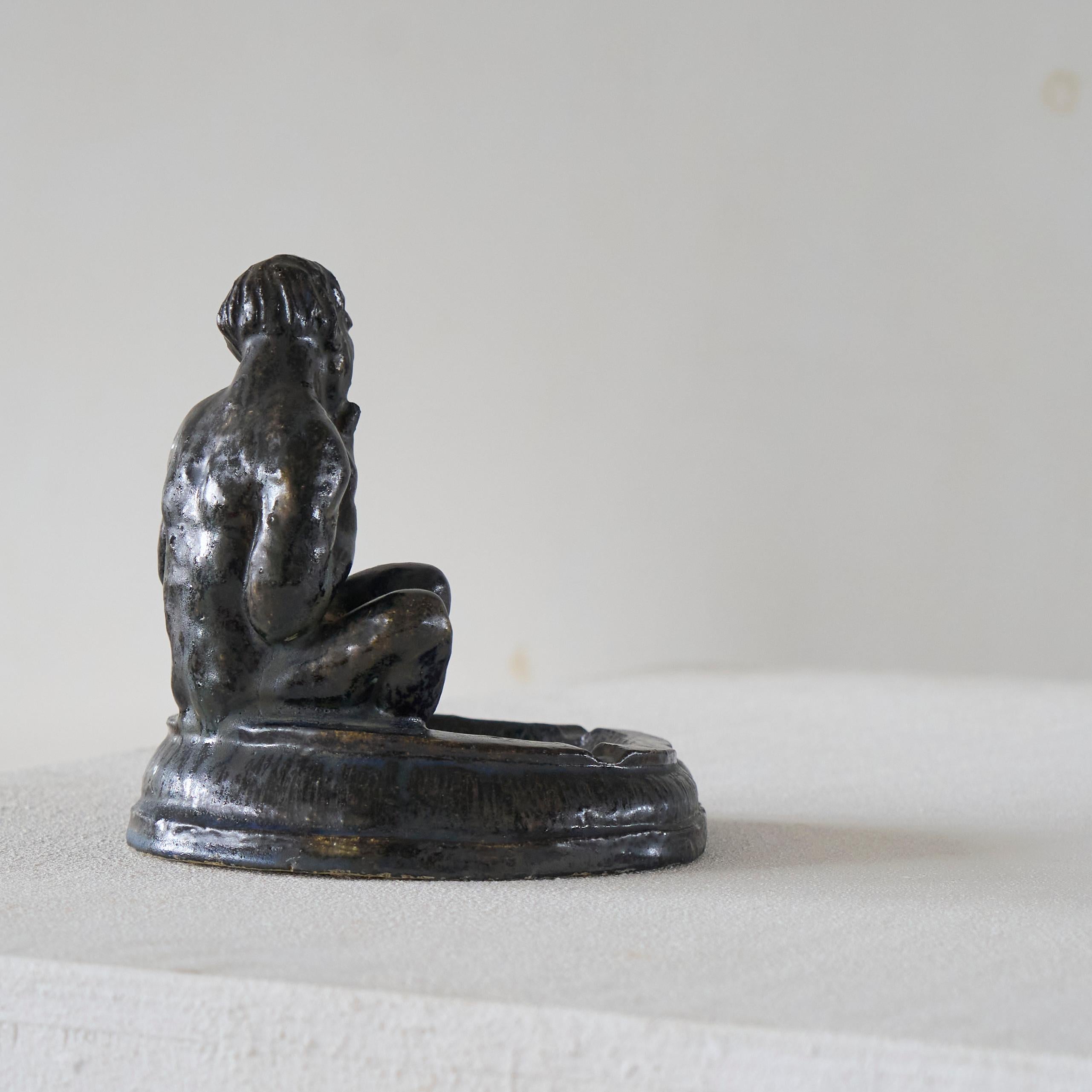 Faune assis Sculpture en émail lustré Début du 20e siècle en vente 1