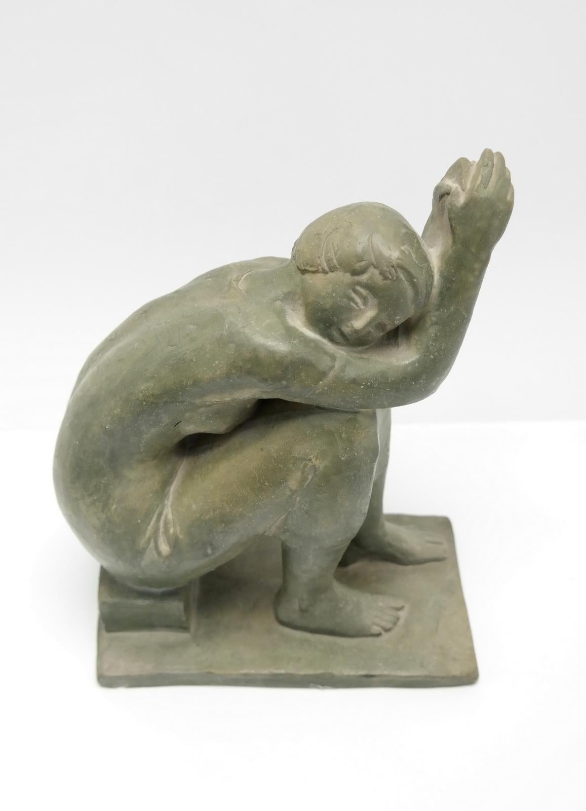 Sitting nude olive green terracotta sculpture by Marta Lesenyei, 1970s.