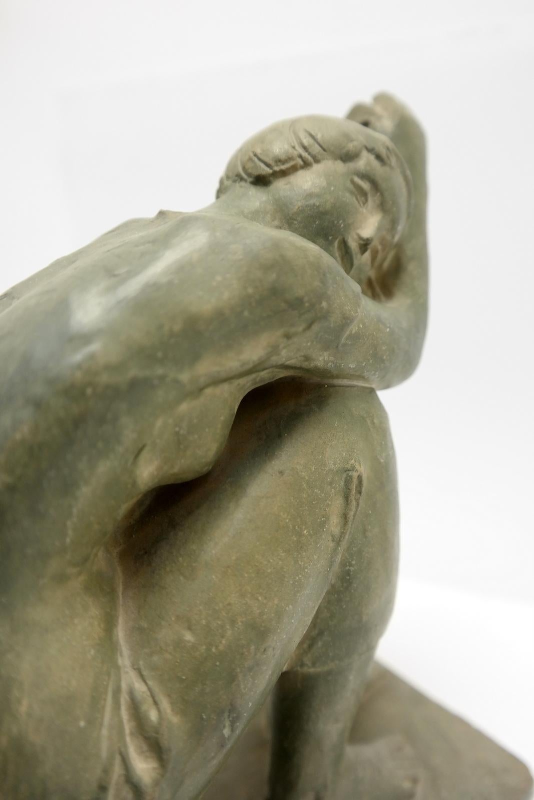 Sitting Nude Olive Green Terracotta Sculpture by Marta Lesenyei, 1970s For Sale 3