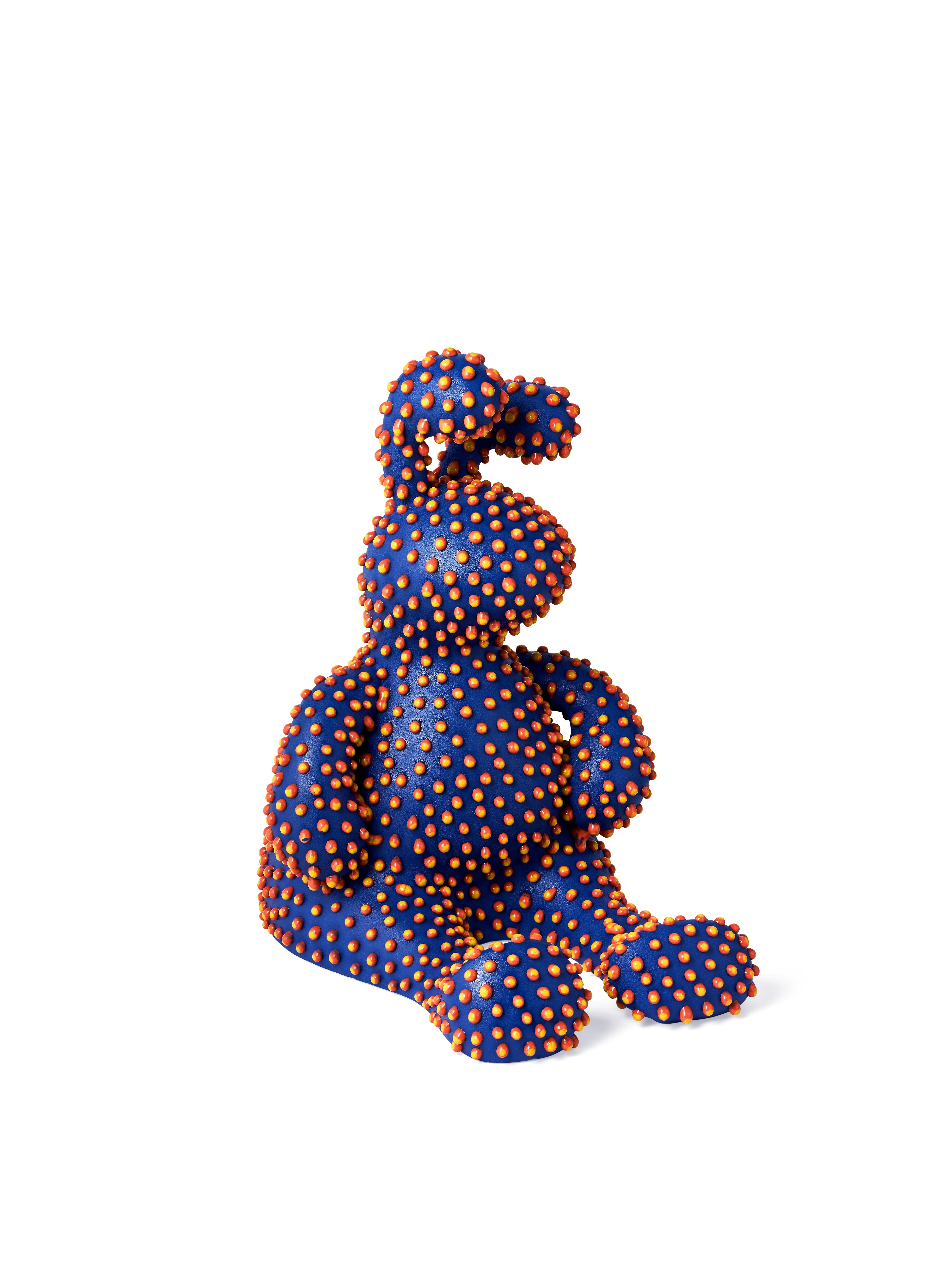 Jolly, 2024 (Porcellana, C. H. H. 16,5 x L. 13,8 x P. 10,6, N. Oggetto: 4281)

Lee espande la rappresentazione degli animali attraverso una combinazione di forme animali astratte, concentrandosi sul tentativo di catturare l'essenza di ogni animale,