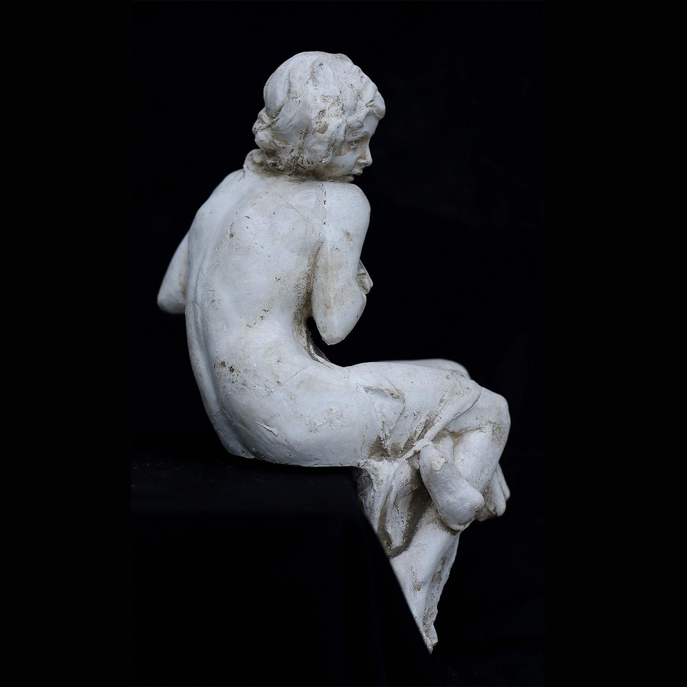 Sitzende Frau, Skulptur (21. Jahrhundert und zeitgenössisch) im Angebot