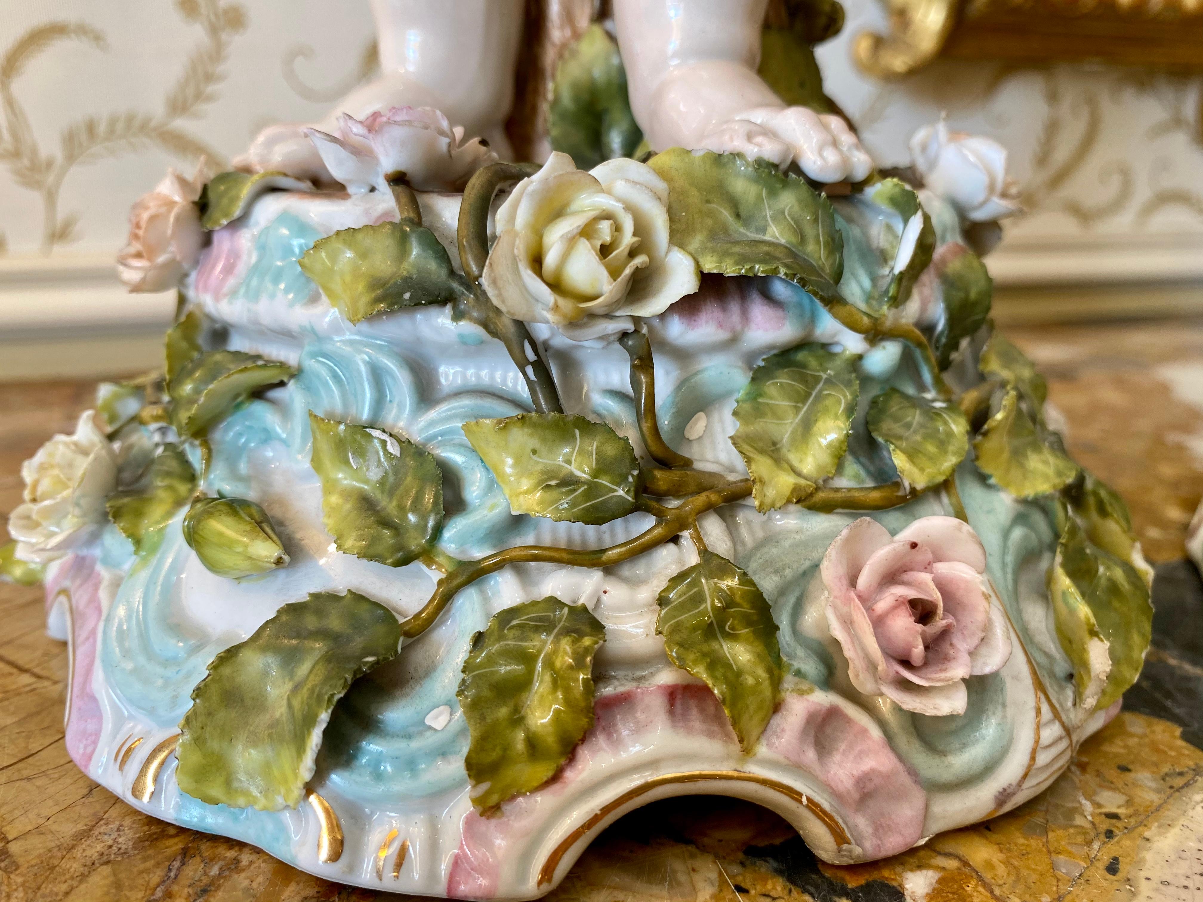 Sitzendorf, Pair of Venus & Cupid Porcelain Candlesticks, 19th Century In Good Condition For Sale In Beaune, FR