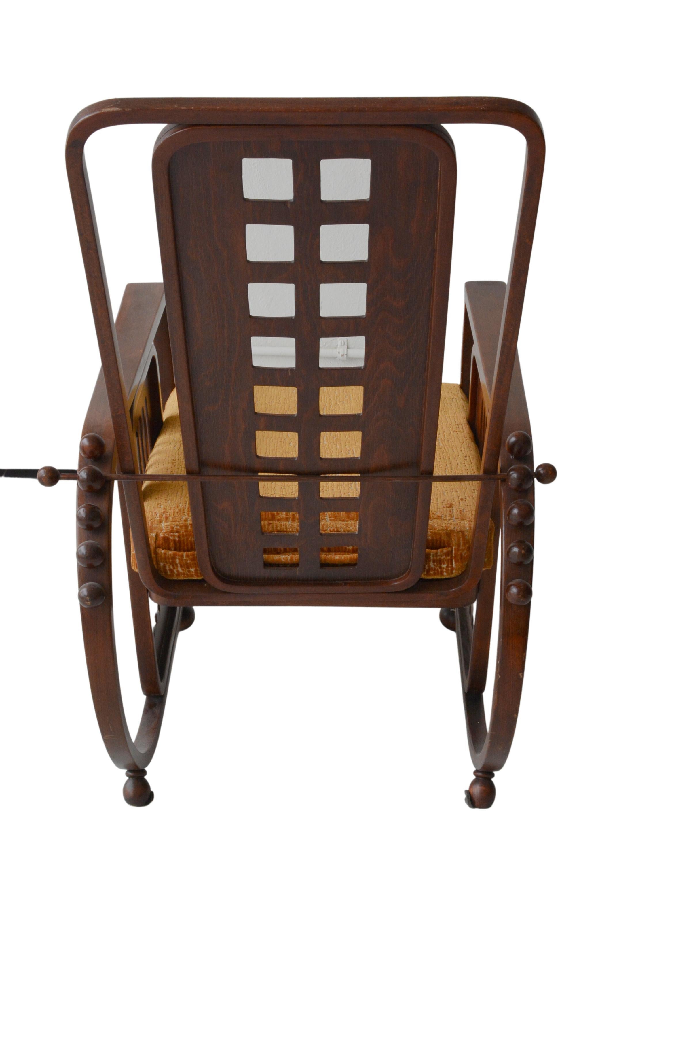 Austrian Sitzmaschine Chair by Josef Hoffman, Model No. 670 For Sale