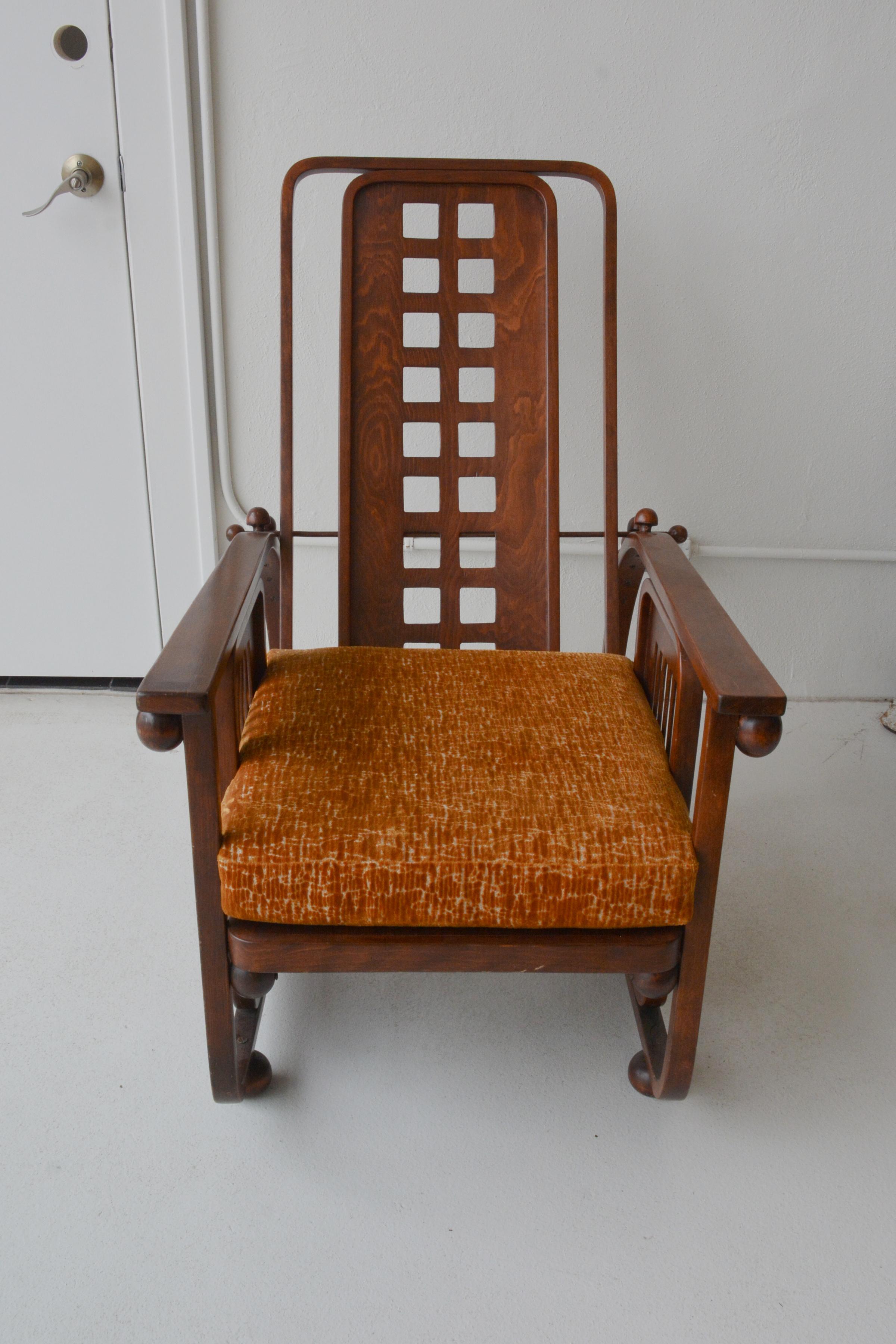 Early 20th Century Sitzmaschine Chair by Josef Hoffman, Model No. 670 For Sale