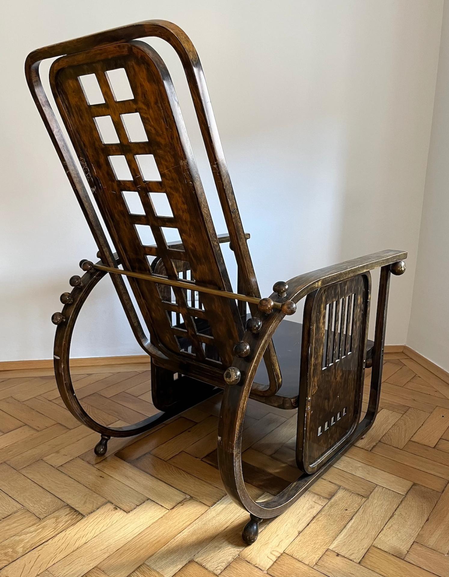 Early 20th Century Sitzmaschine von Prof. Josef Hoffmann, Modell 670, Jacob & Josef Kohn For Sale