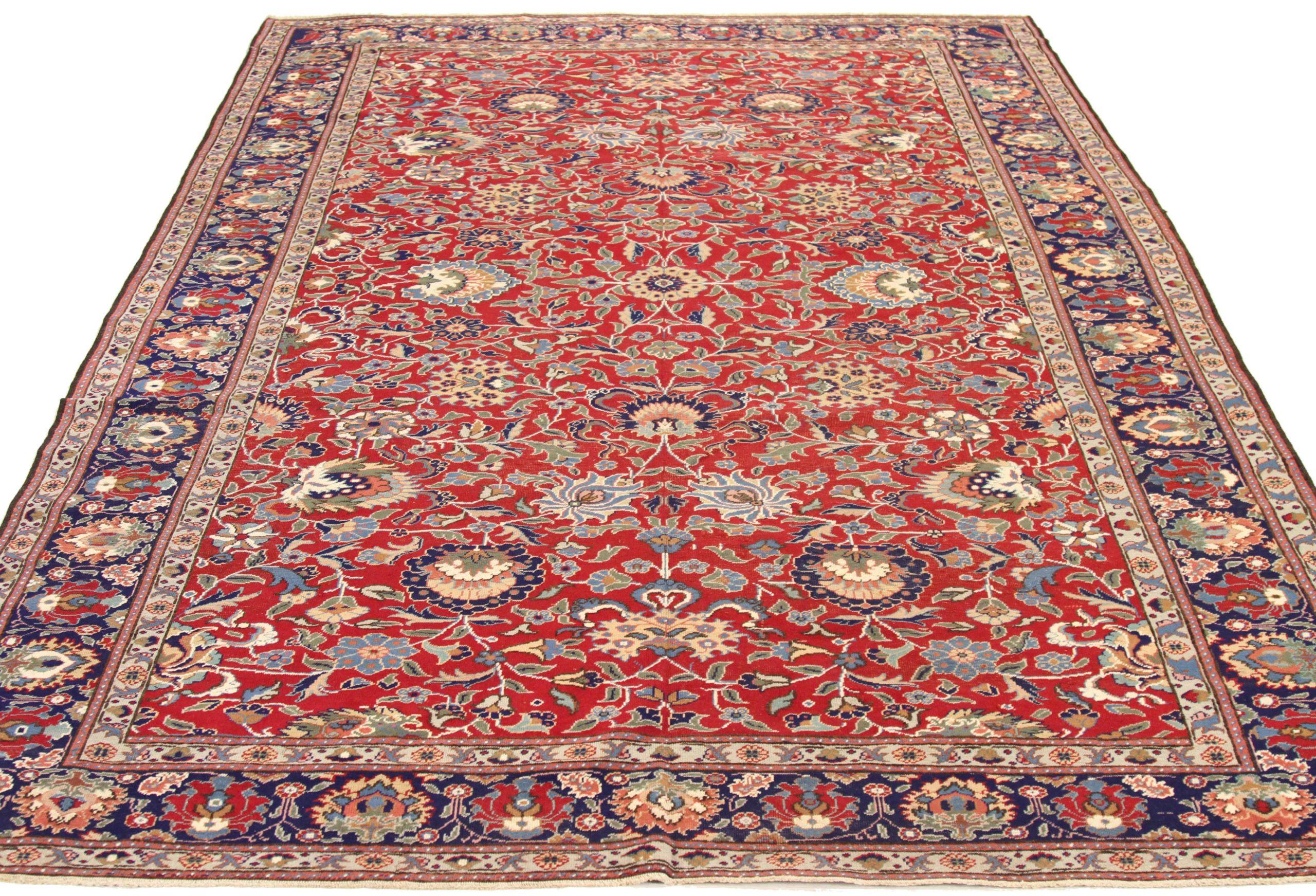 Scopri l'eleganza di questo tappeto Sivas unico nel suo genere. Progettato con una meticolosa attenzione ai dettagli, questo design esclusivo è perfetto per valorizzare il tuo spazio.