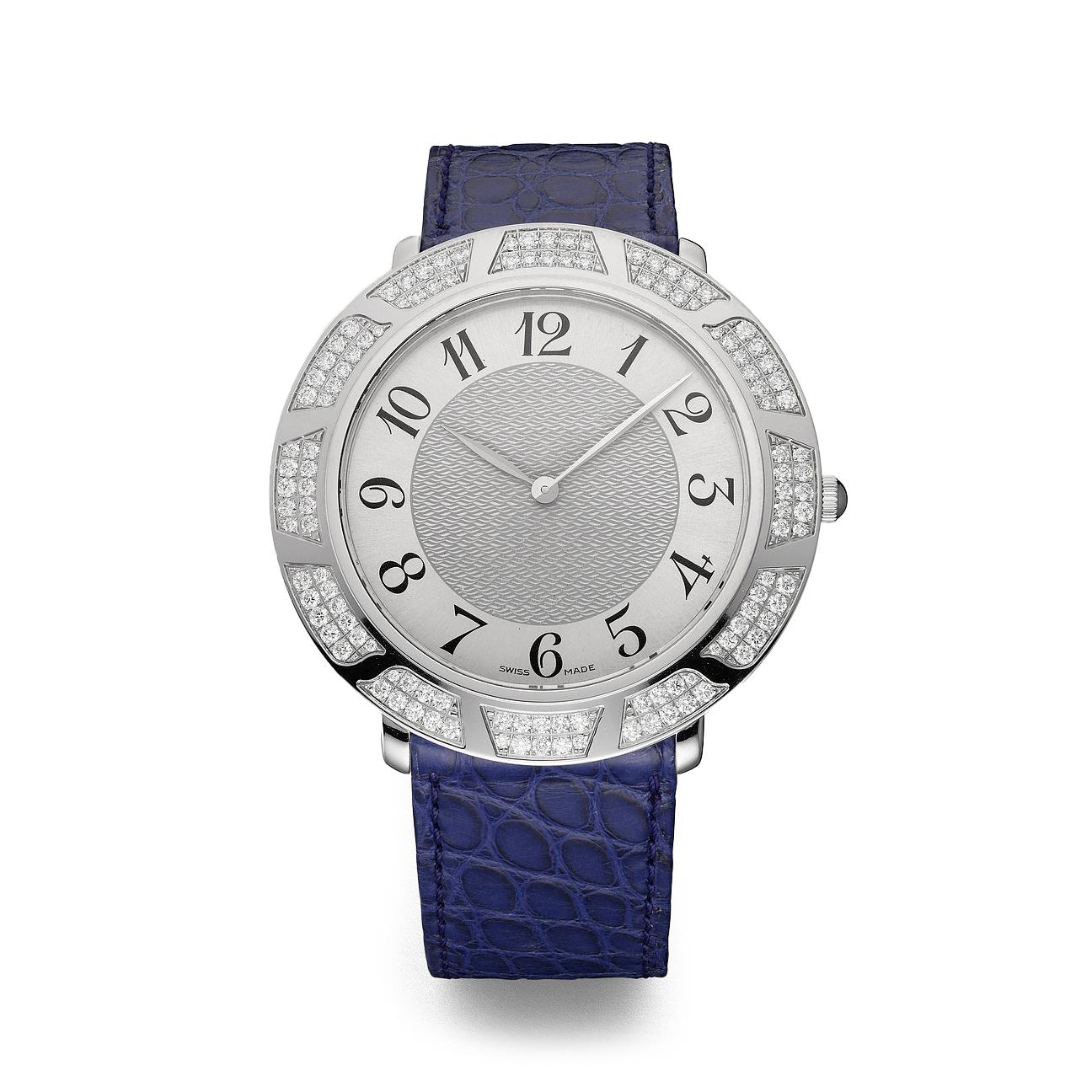 Watch in steel, silver dial, bezel set with 120 diamonds 1.78 cts with prong buckle alligator strap quartz movement.         

We do not guarantee the functioning of this watch.
