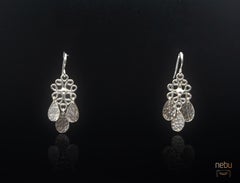 Silver one motif earrings