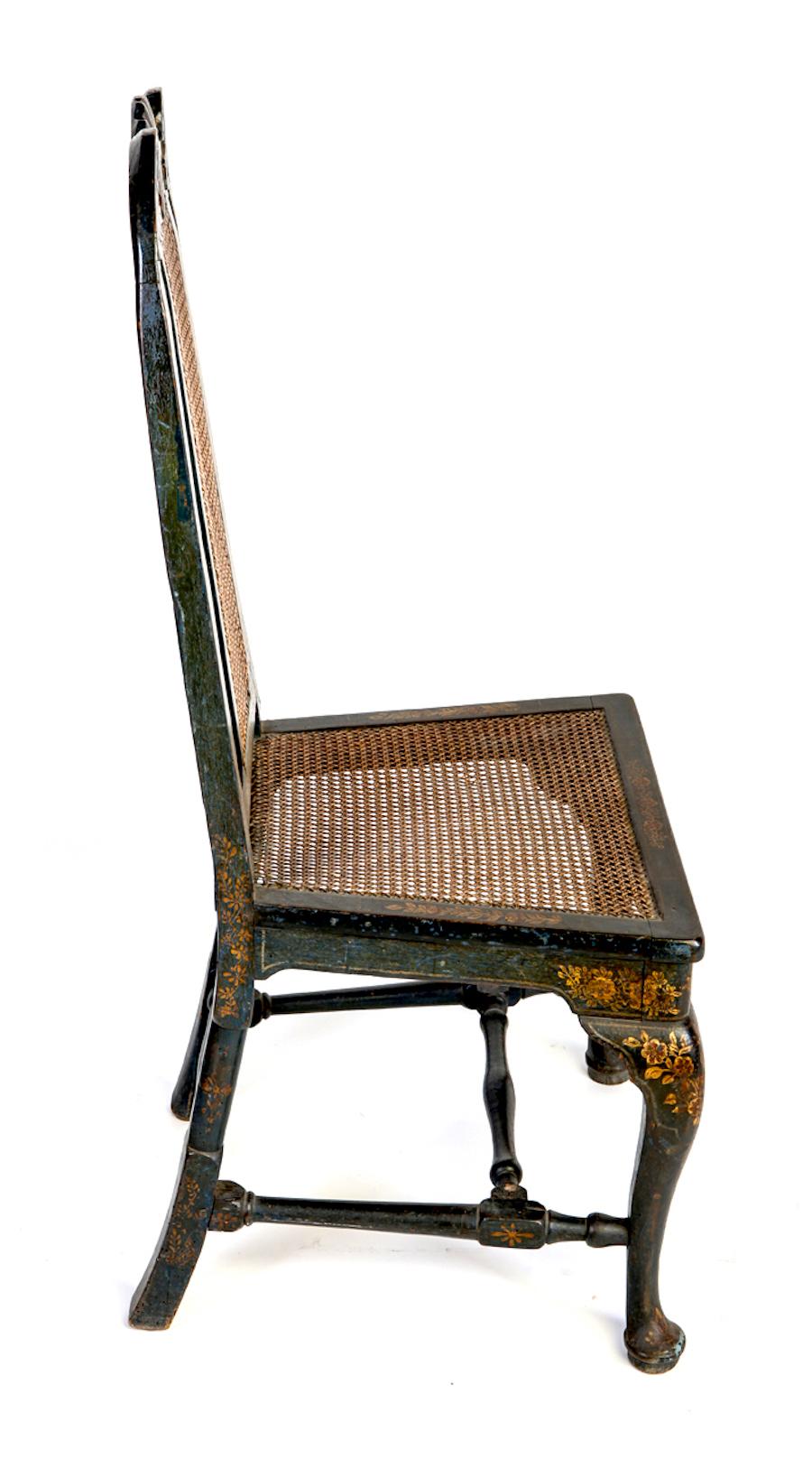 Bois Six chaises élégantes de salle à manger du XVIIIe siècle, Angleterre, 1750 en vente