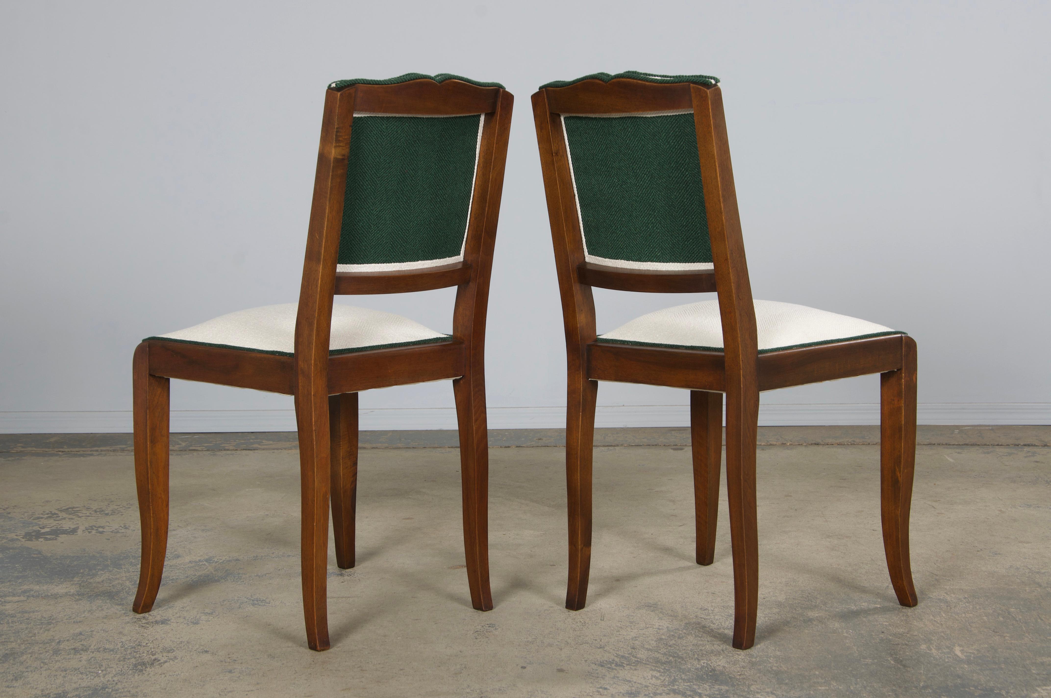 Six chaises de salle à manger françaises Art Déco des années 1920 à dossier moustachu, en blanc Off-White et vert en vente 1