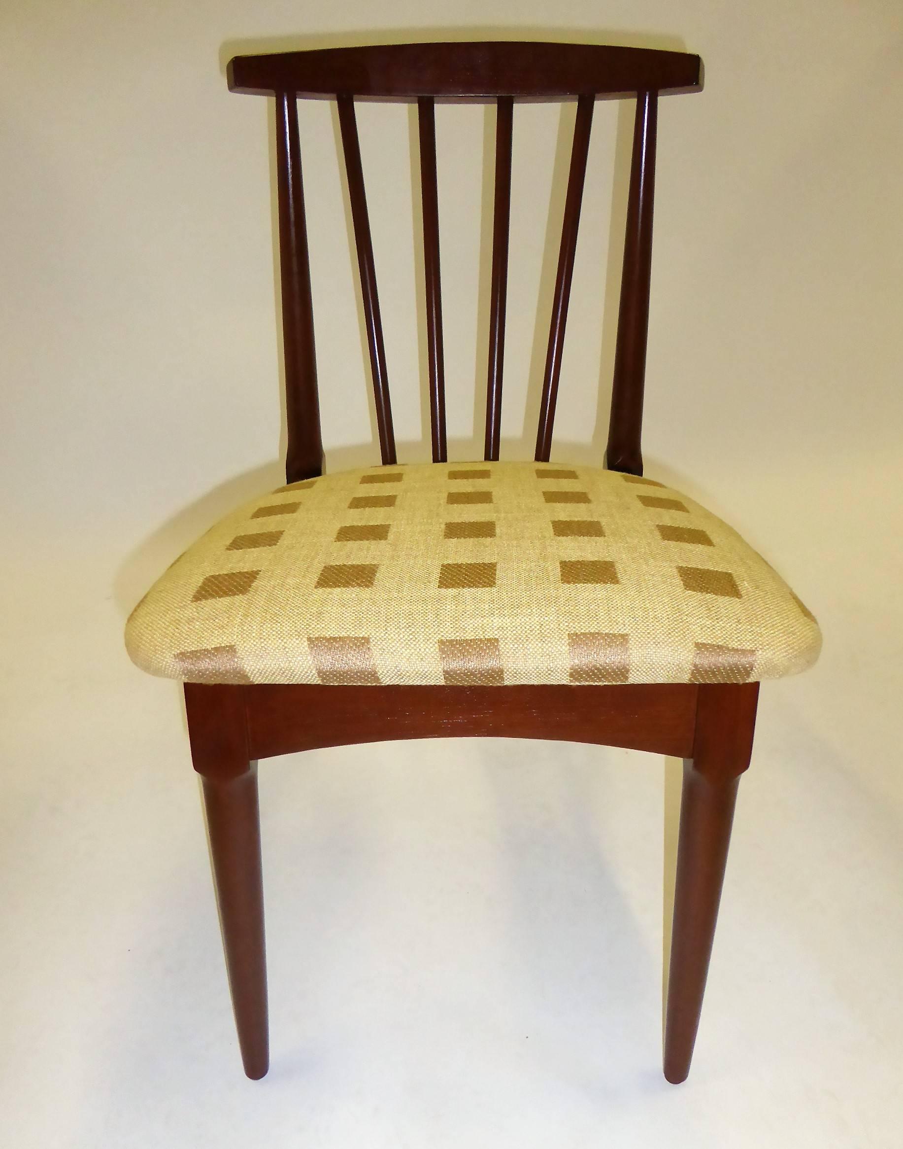 Six 1950s Danish Modern Style Walnut Spindle Back Dining Chairs In Excellent Condition In Miami, FL