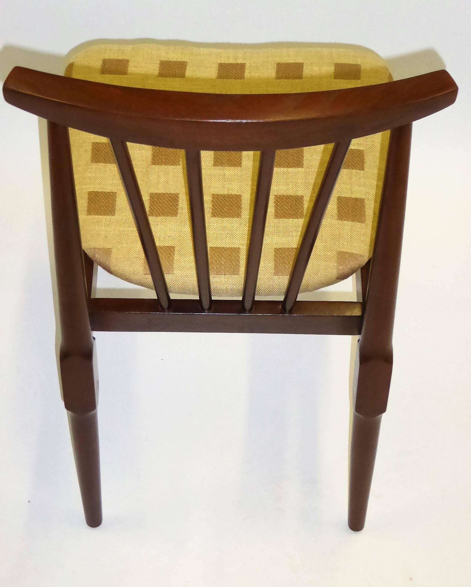 Six 1950s Danish Modern Style Walnut Spindle Back Dining Chairs 3