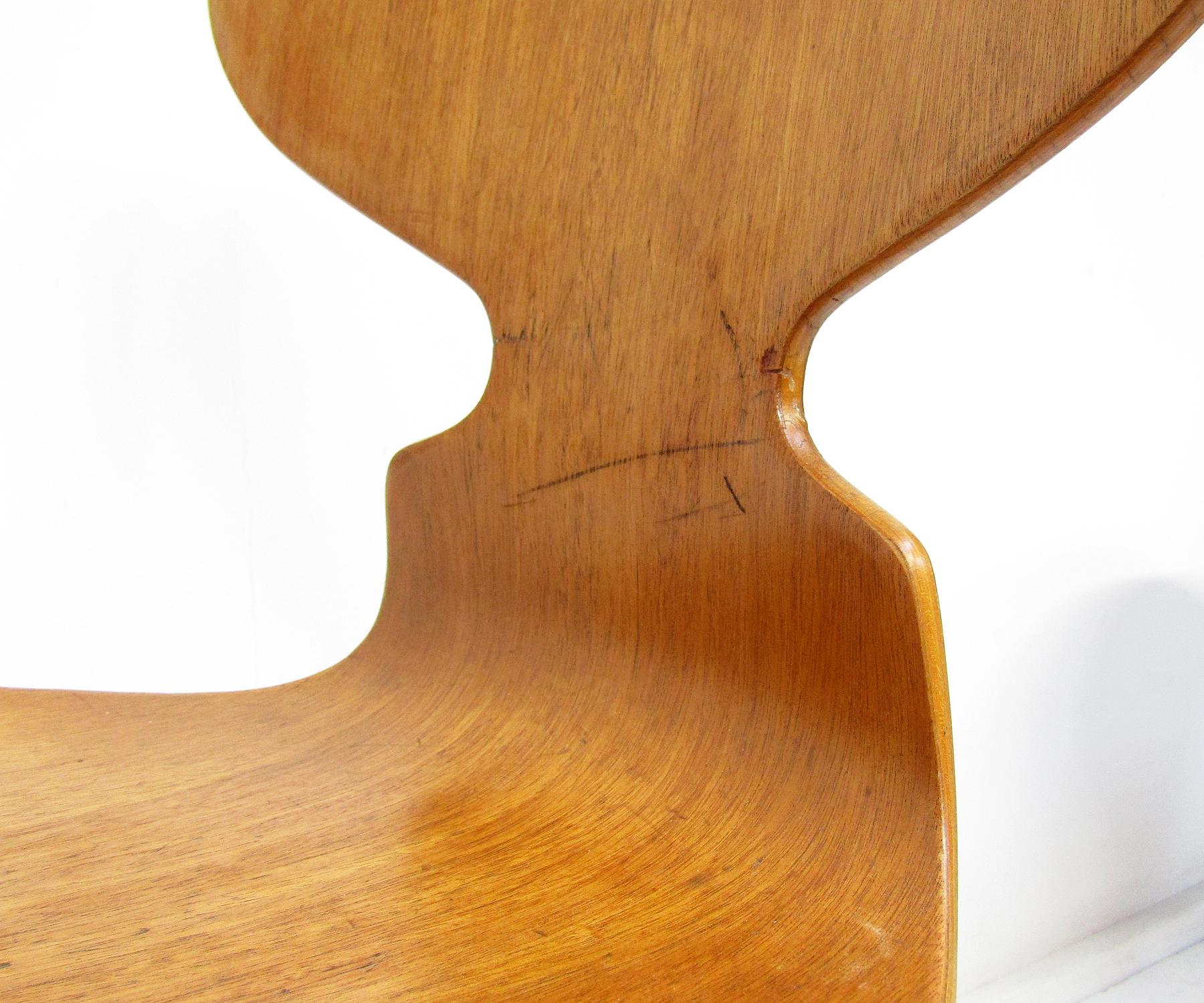 Six chaises fourmis en teck modèle 3100 d'Arne Jacobsen pour Fritz Hansen, années 1950 en vente 3