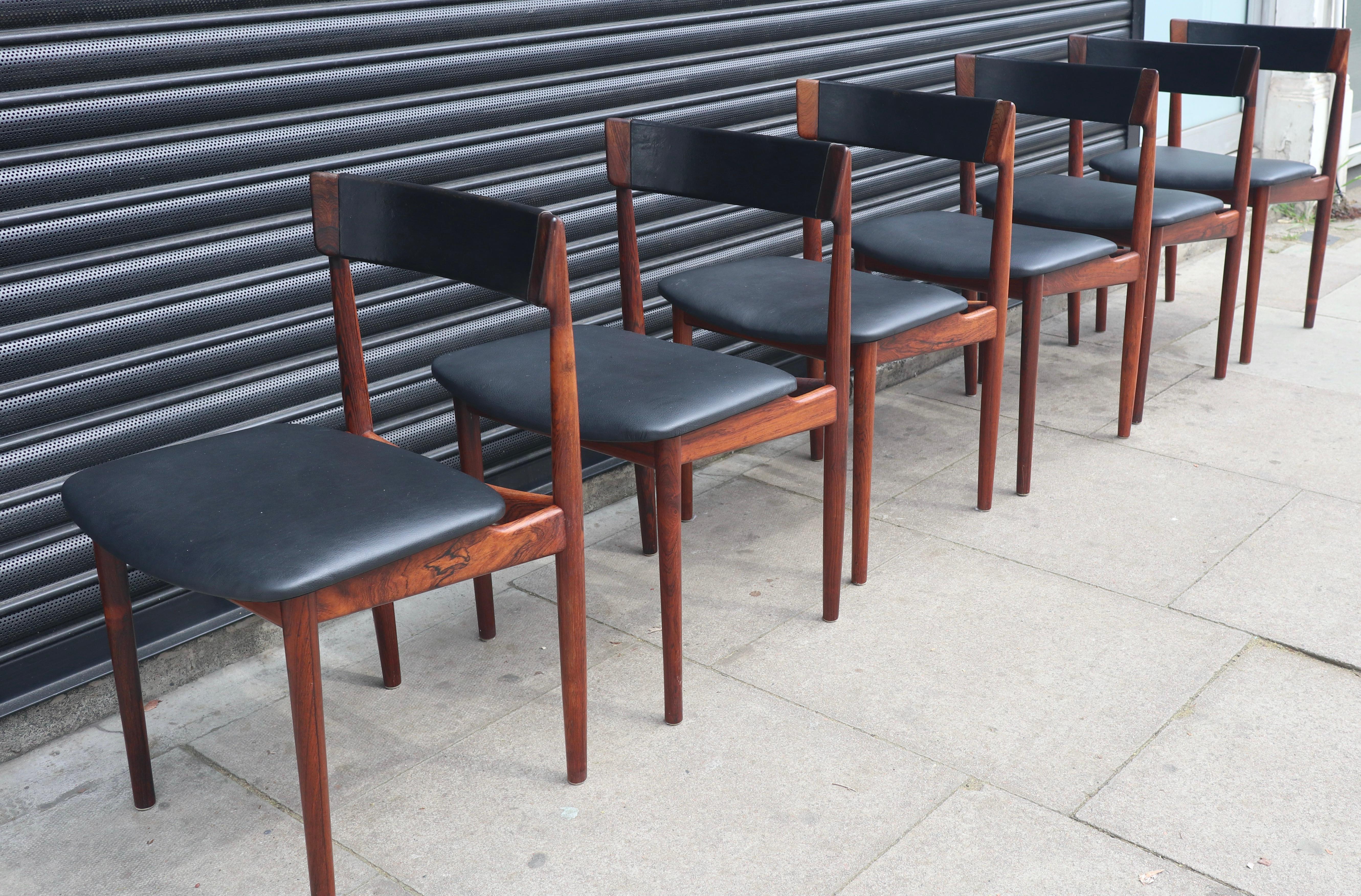 Six chaises de salle à manger Henry Rosengren Hansen en bois de rose et cuir des années 1960, modèle 39  en vente 8