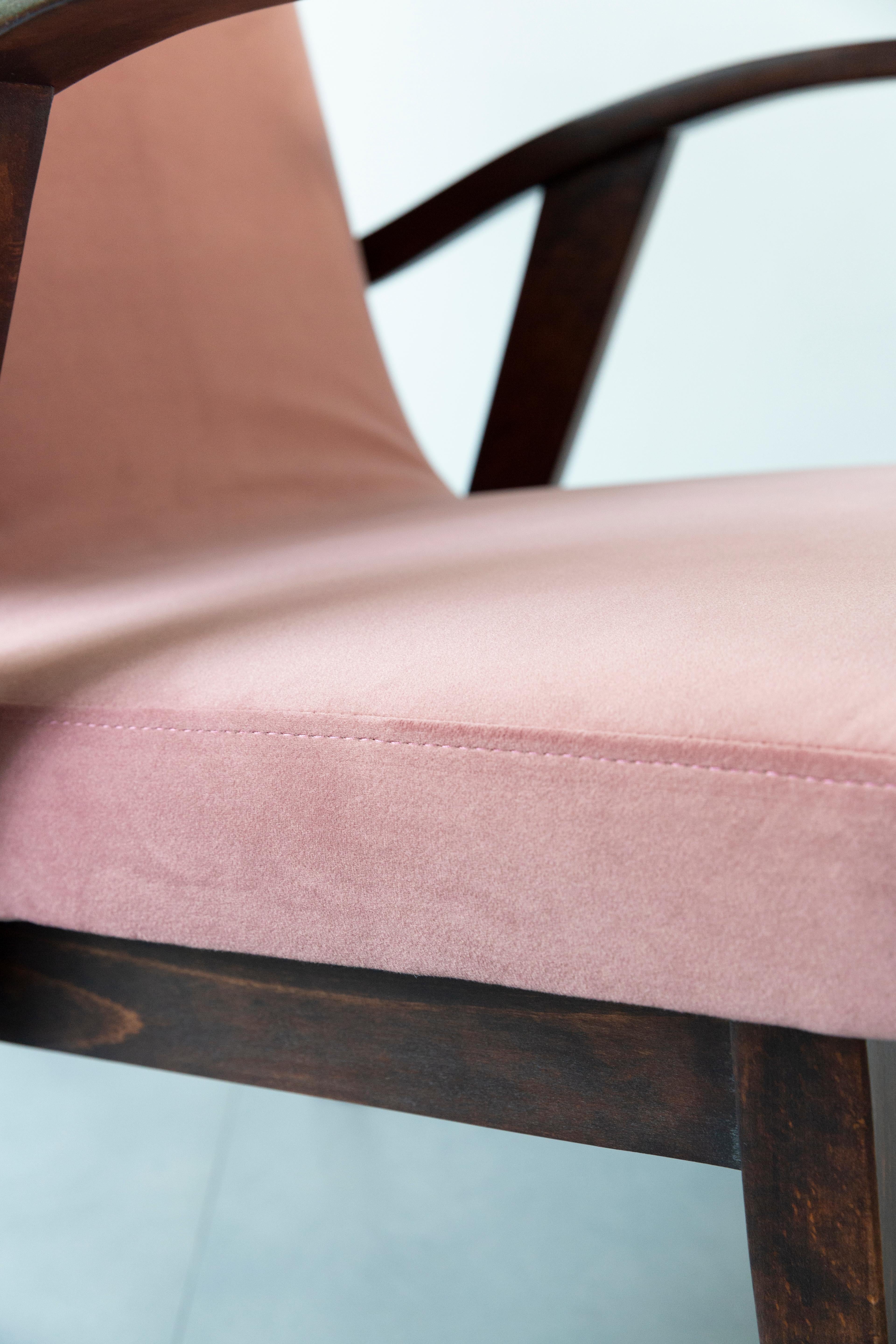 Six 20th Century Armchairs in Dusty Pink Velvet by Mieczyslaw Puchala, 1960s For Sale 3