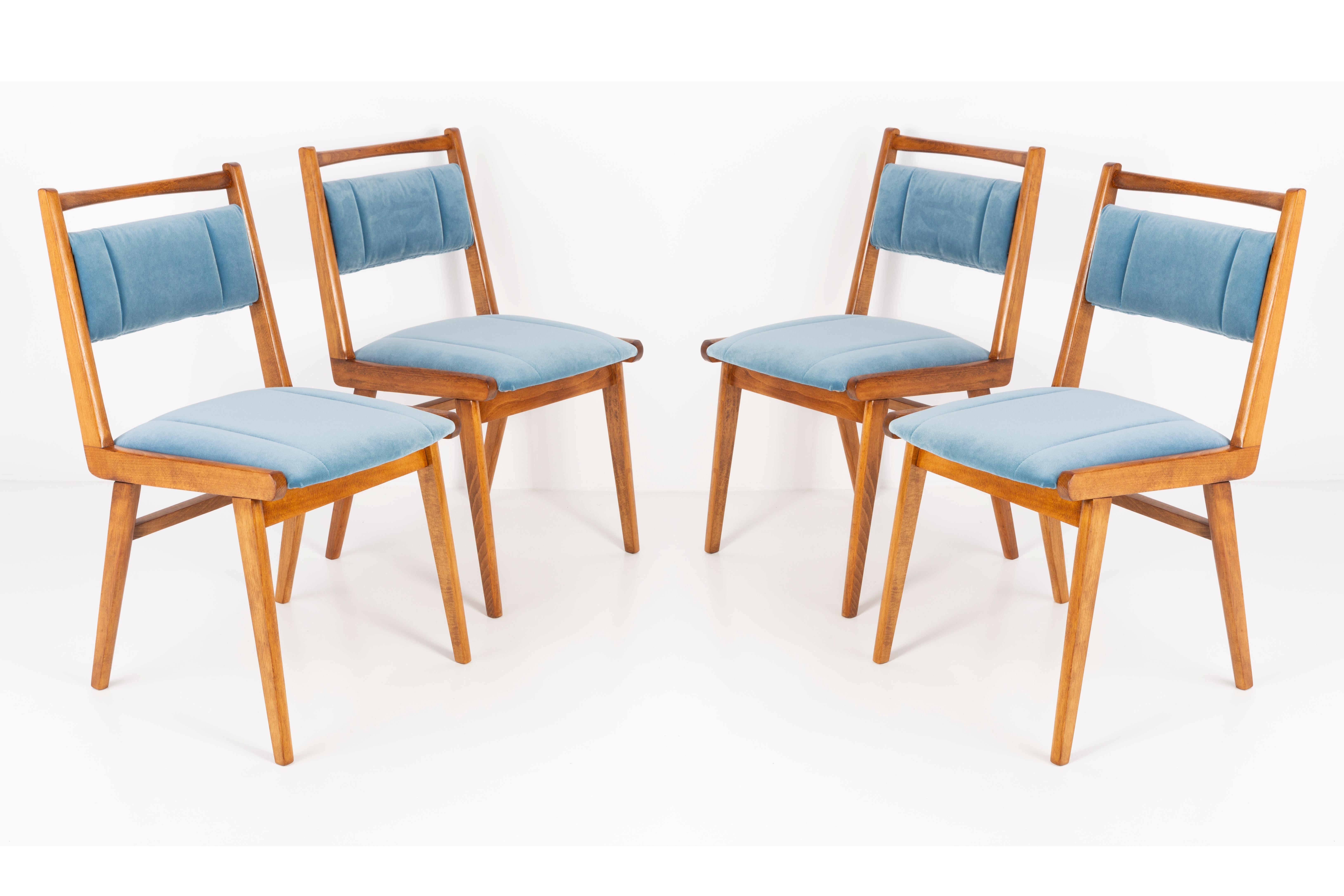 Six 20th Century Blue Velvet Chairs, Poland, 1960s For Sale 8