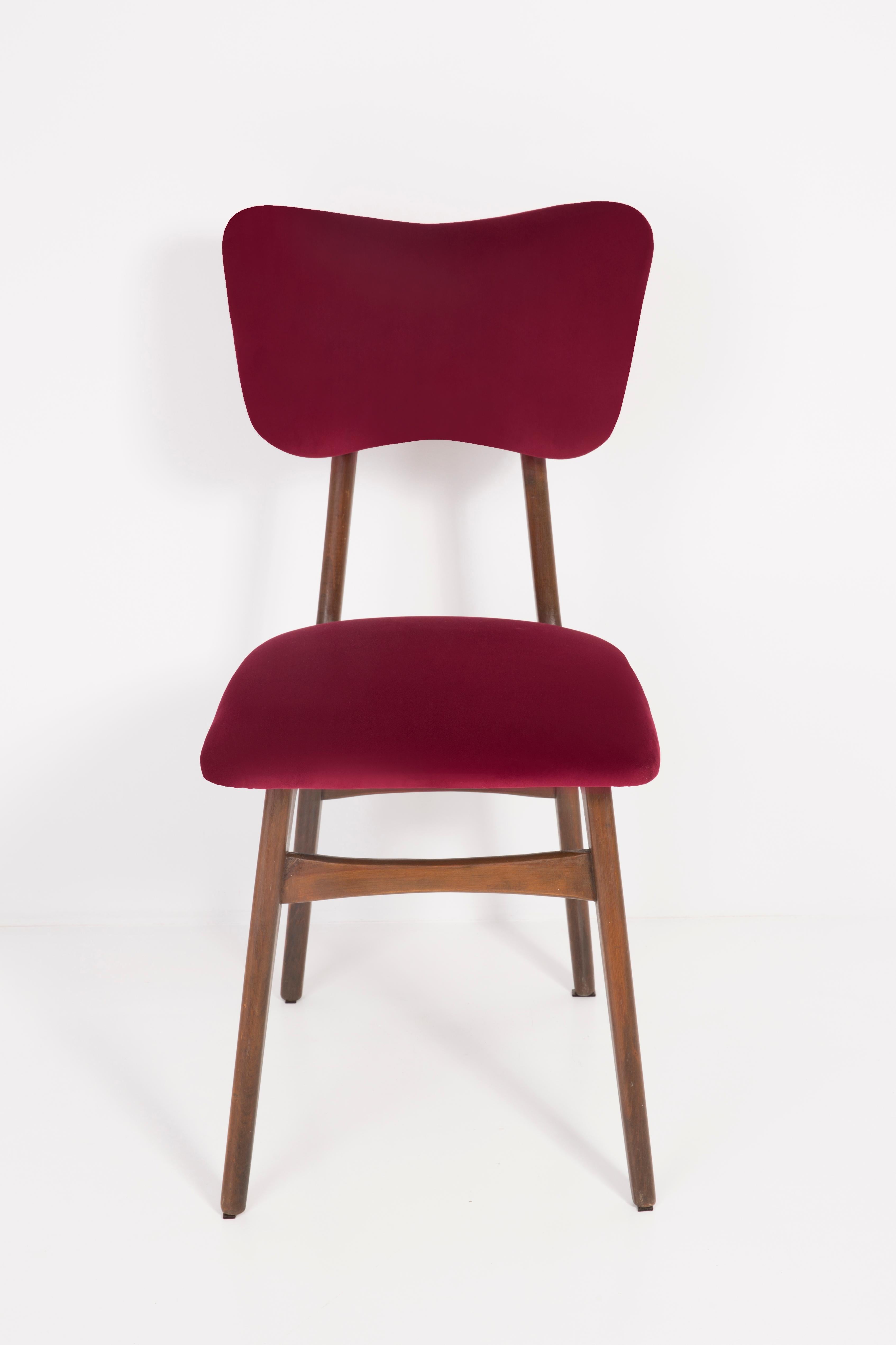 Mid-Century Modern Six chaises rouges bourgognes du XXe siècle, années 1960 en vente
