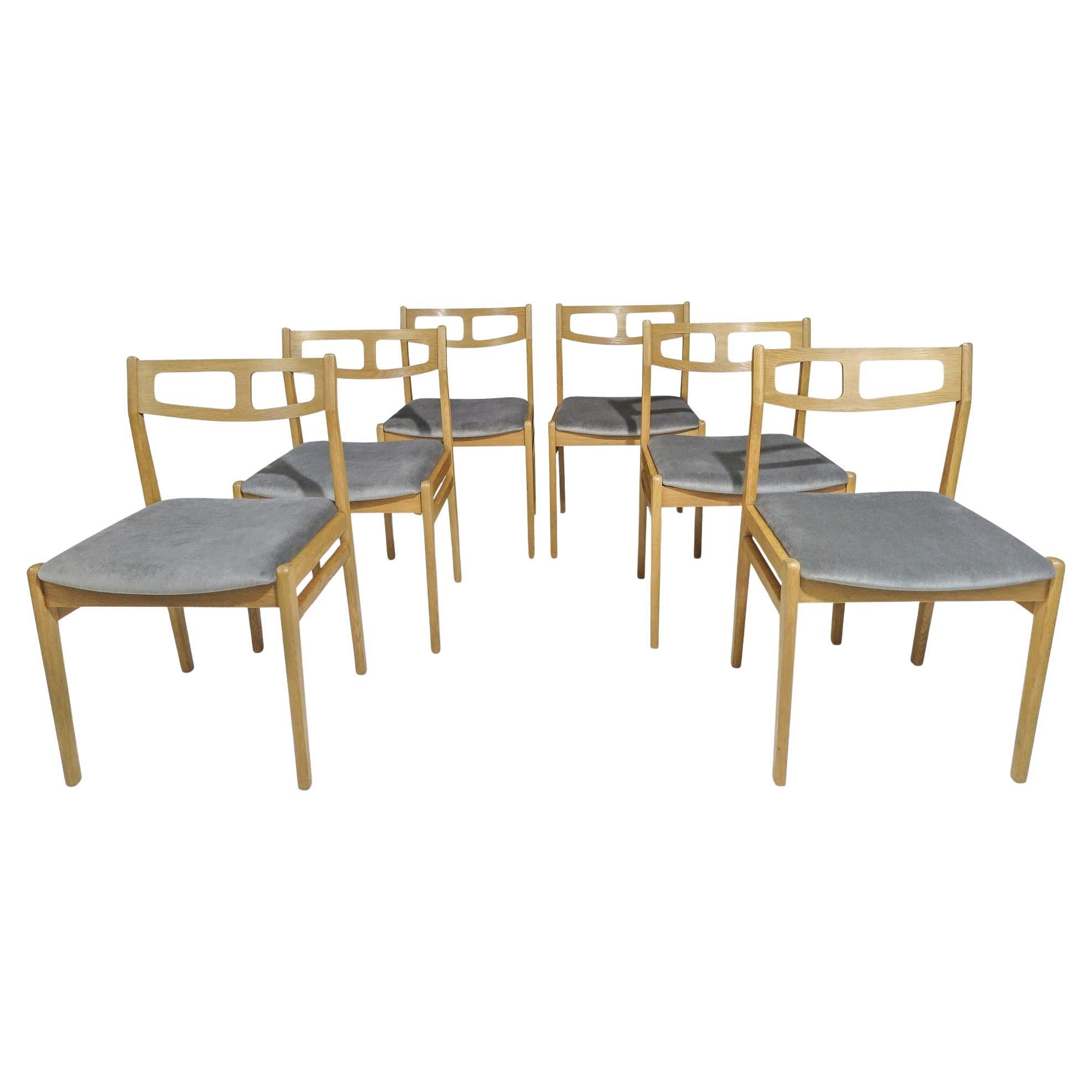 Sechs (6) Dänische Esszimmerstühle aus Eiche Oak aus der Mitte des Jahrhunderts im Angebot