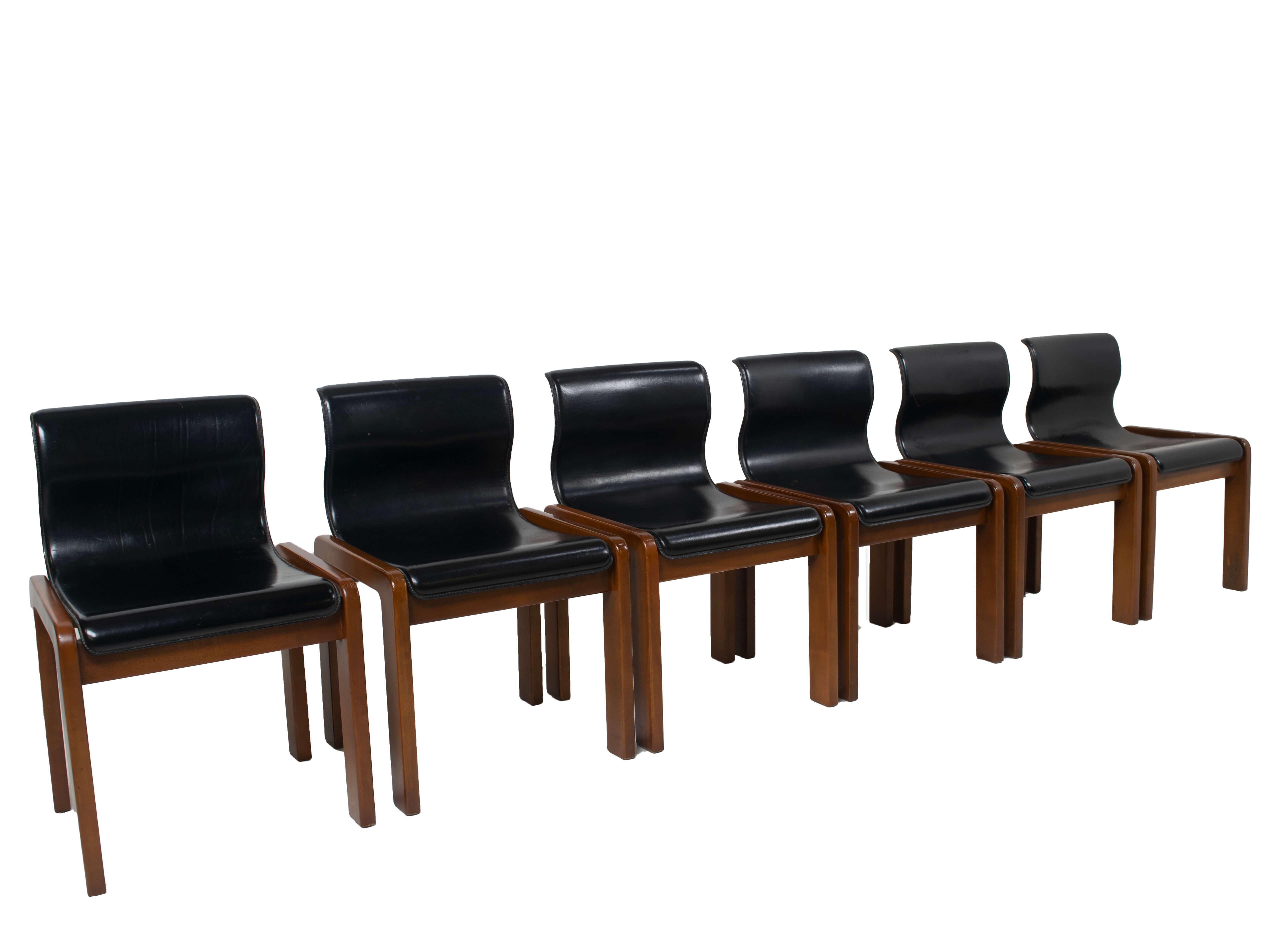 Set of Six Afra & Tobia Scarpa midcentury leather and plywood dining chairs, Italy 1966. These chairs can be attributed to Afra & Tobia Scarpa as they are identical to the chairs they designed for a Villa in Francavilla Fontana, in the late '60s.