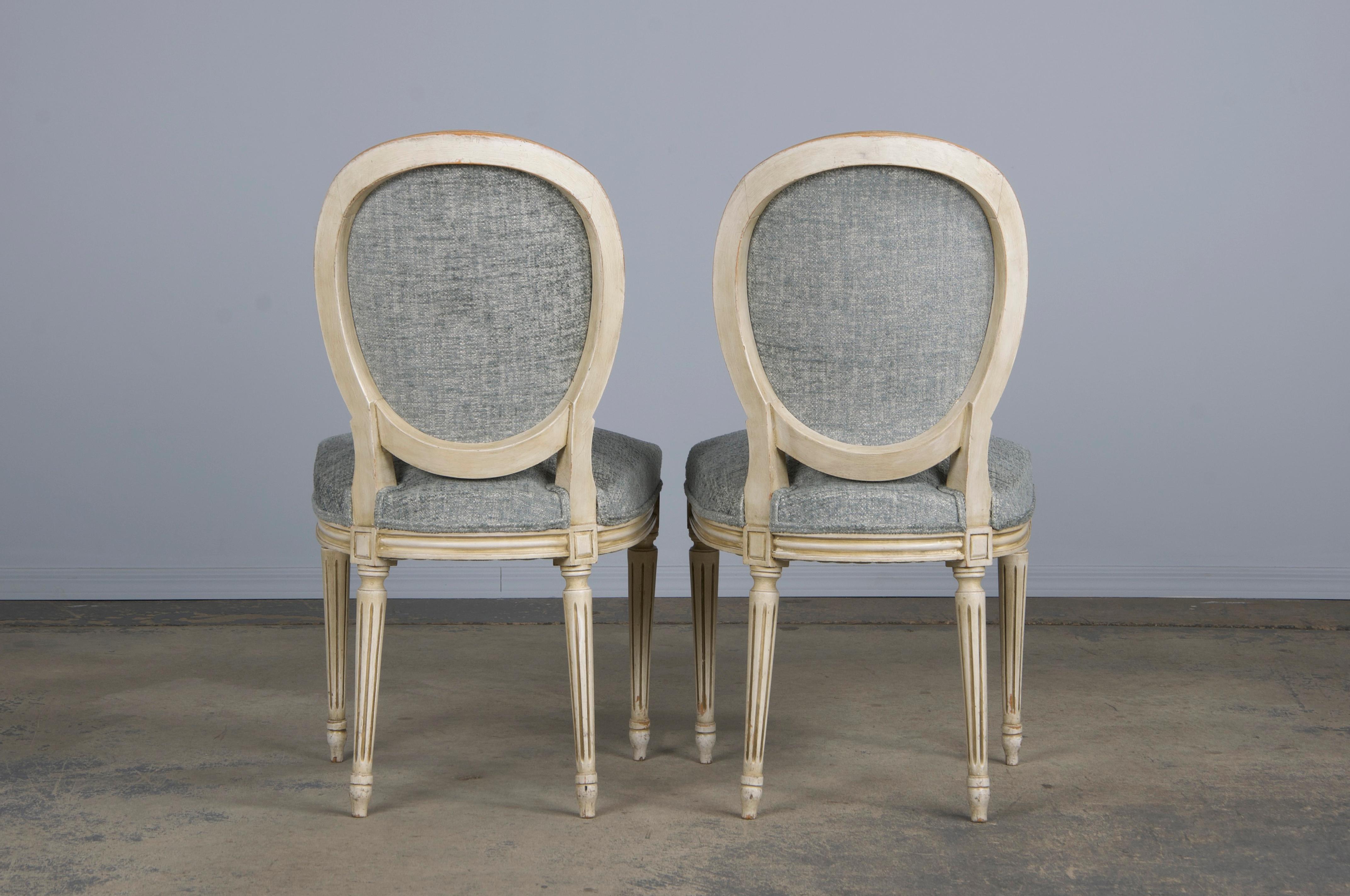 Six Antique French Louis XVI Style Painted Dining Chairs W/ Grey Blue Chenille For Sale 11