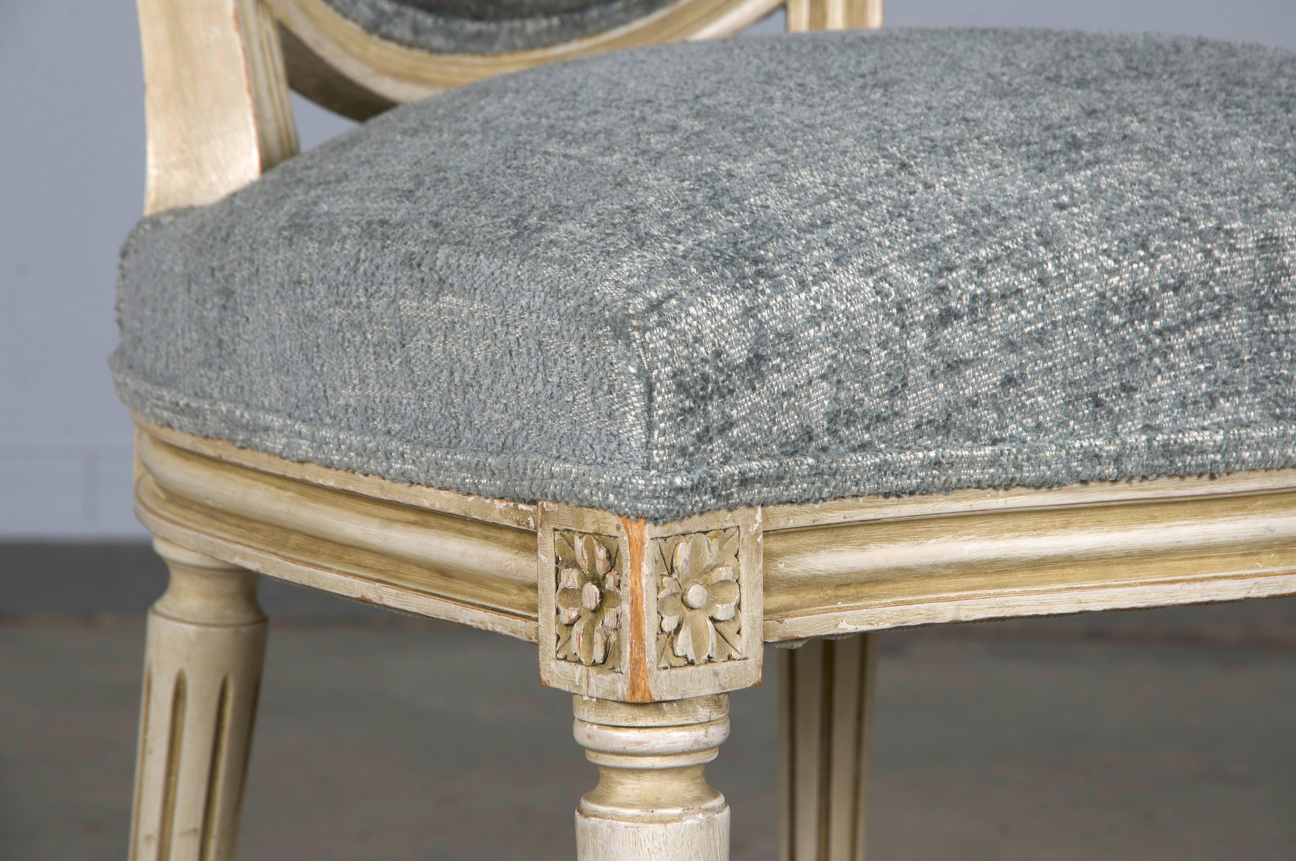 Six Antique French Louis XVI Style Painted Dining Chairs W/ Grey Blue Chenille For Sale 3