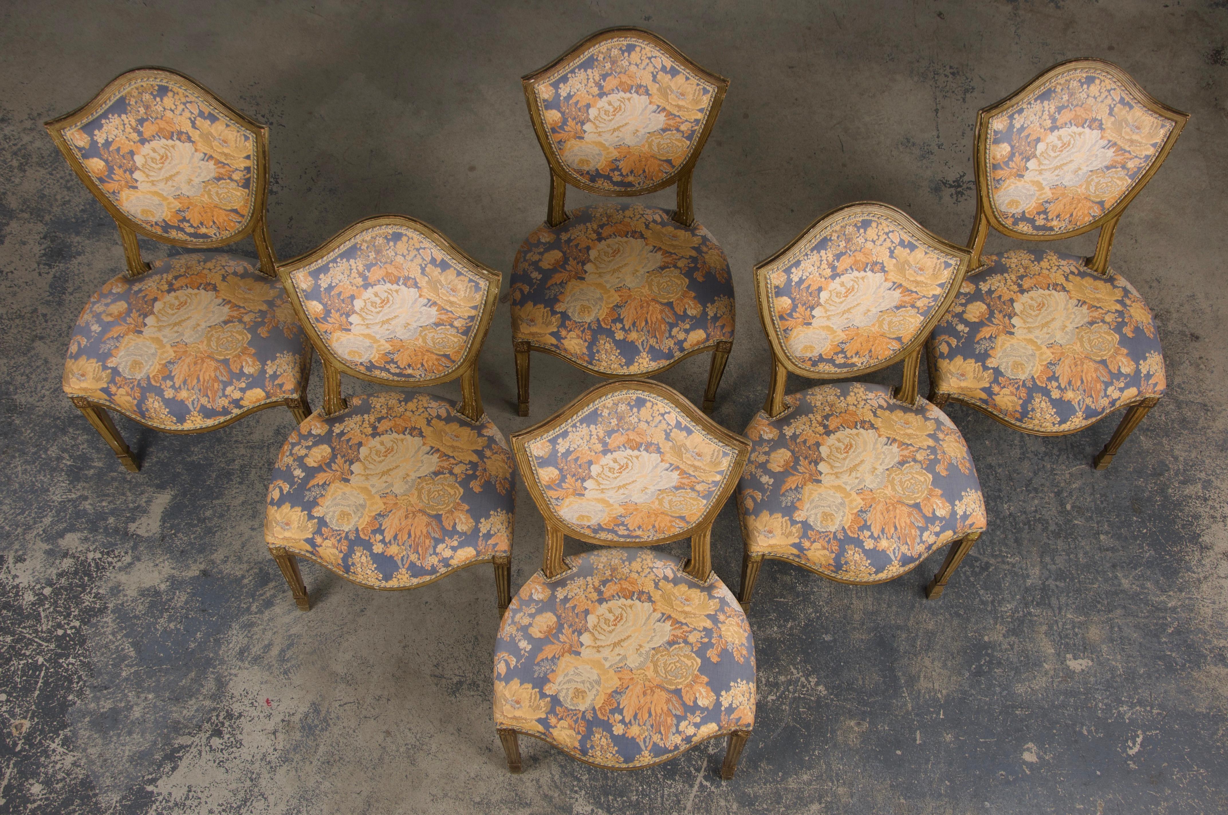 Hand-Carved Six Antique French Neoclassical Louis Style XVI Dining Chairs W/ Floral Fabric For Sale