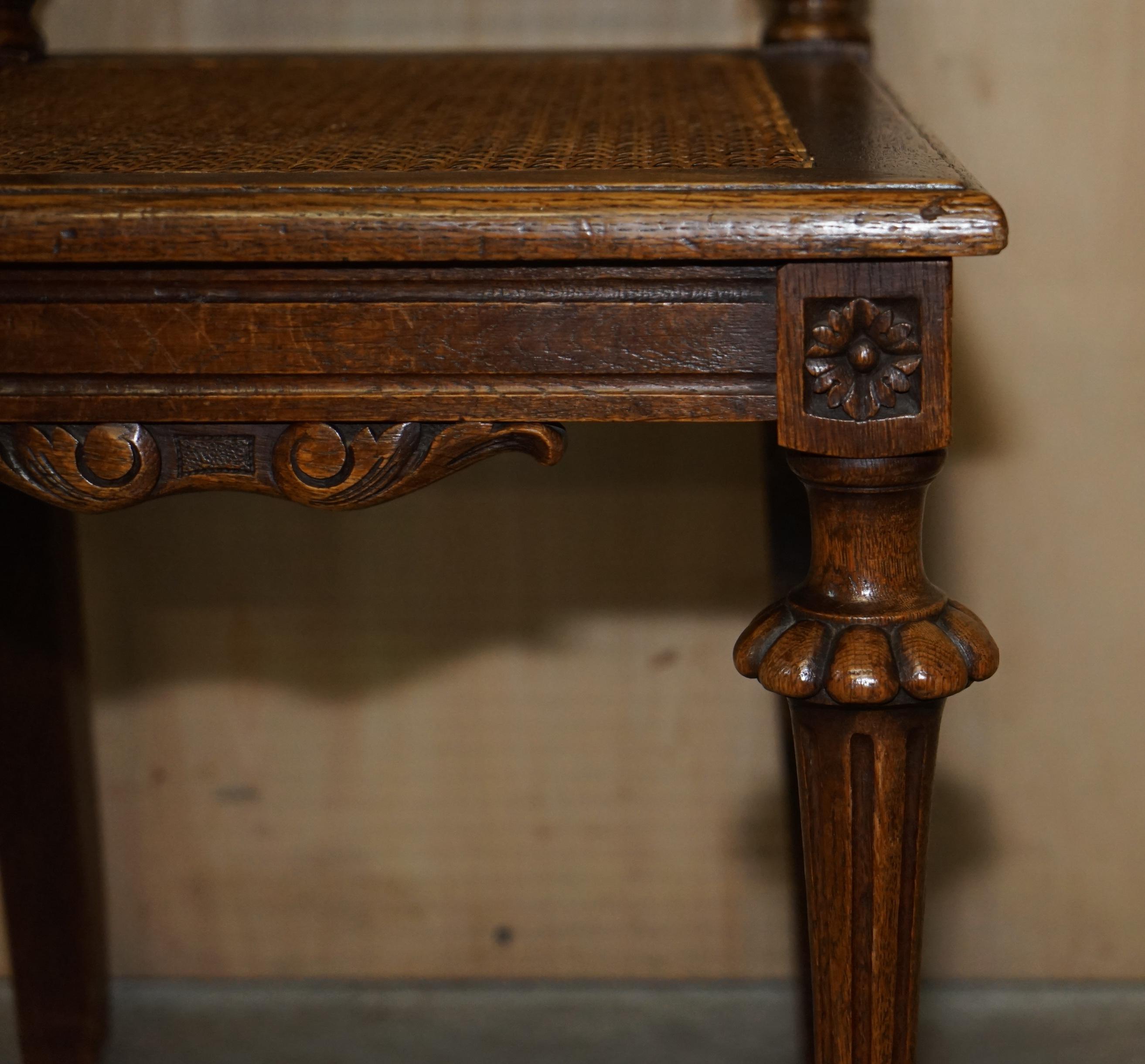 Sechs Antike Hand geschnitzt Walnut Brown Leder Jacobean Revival Esszimmerstühle 6 im Angebot 4