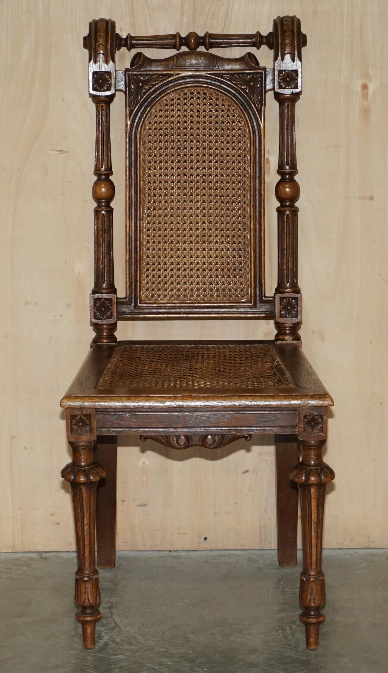 Sechs Antike Hand geschnitzt Walnut Brown Leder Jacobean Revival Esszimmerstühle 6 im Angebot 11