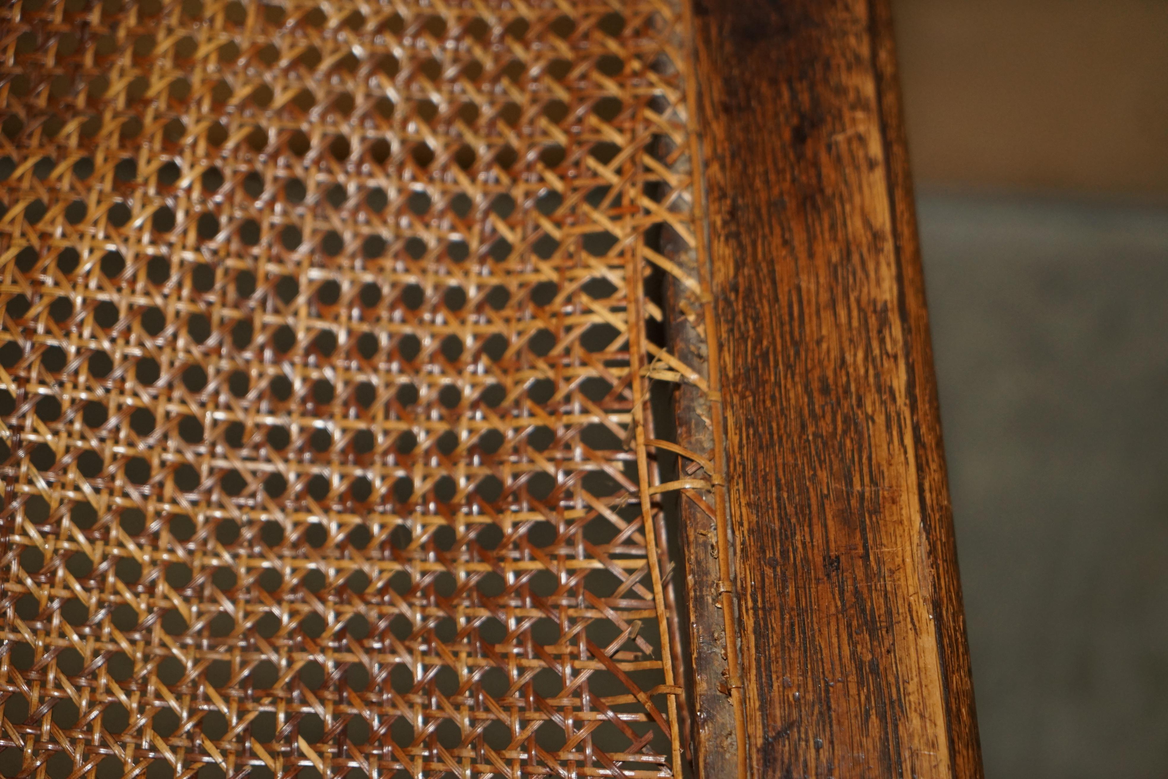 Sechs Antike Hand geschnitzt Walnut Brown Leder Jacobean Revival Esszimmerstühle 6 im Angebot 13