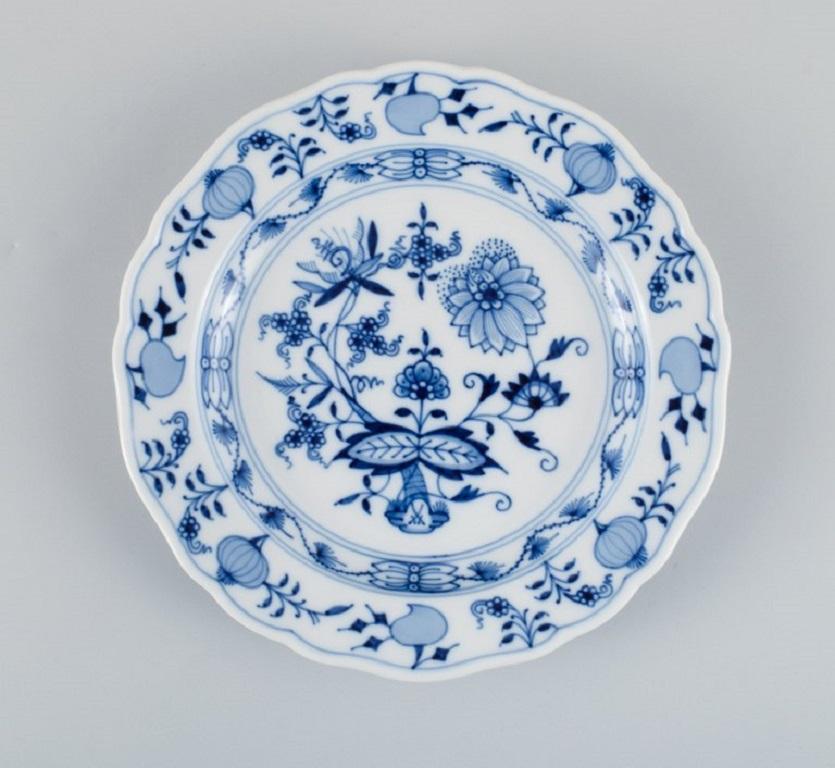 20th Century Six Antique Meissen Blue Onion Lunch Plates in Hand-Painted Porcelain