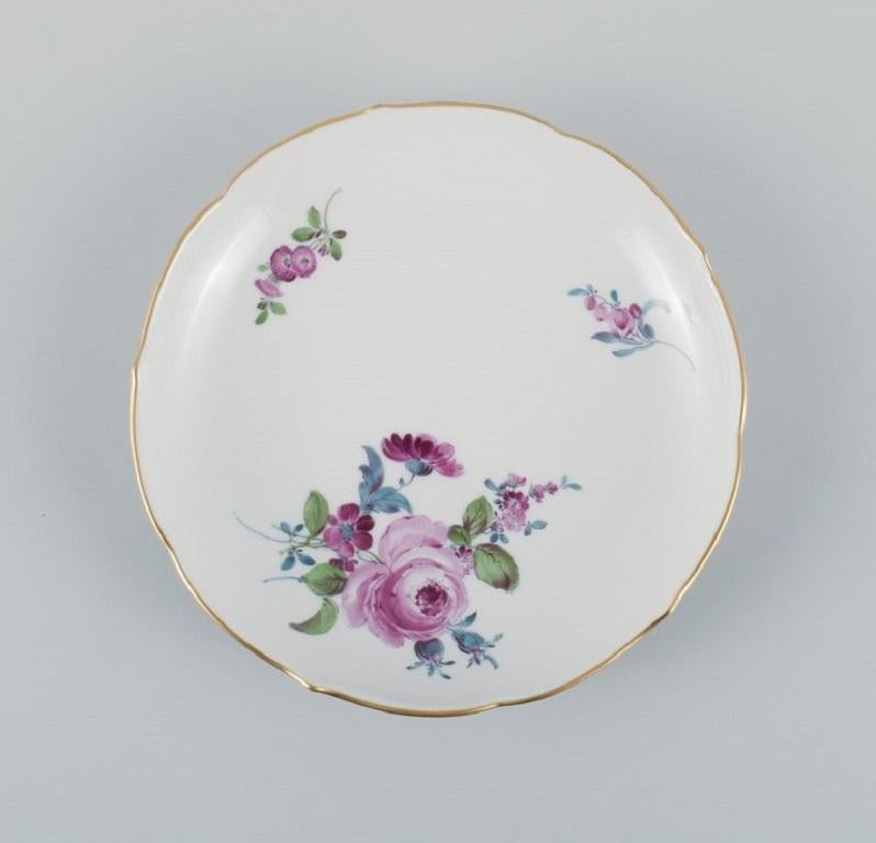 Six antique Meissen plates in porcelain. Approx. 1900 In Excellent Condition For Sale In Copenhagen, DK