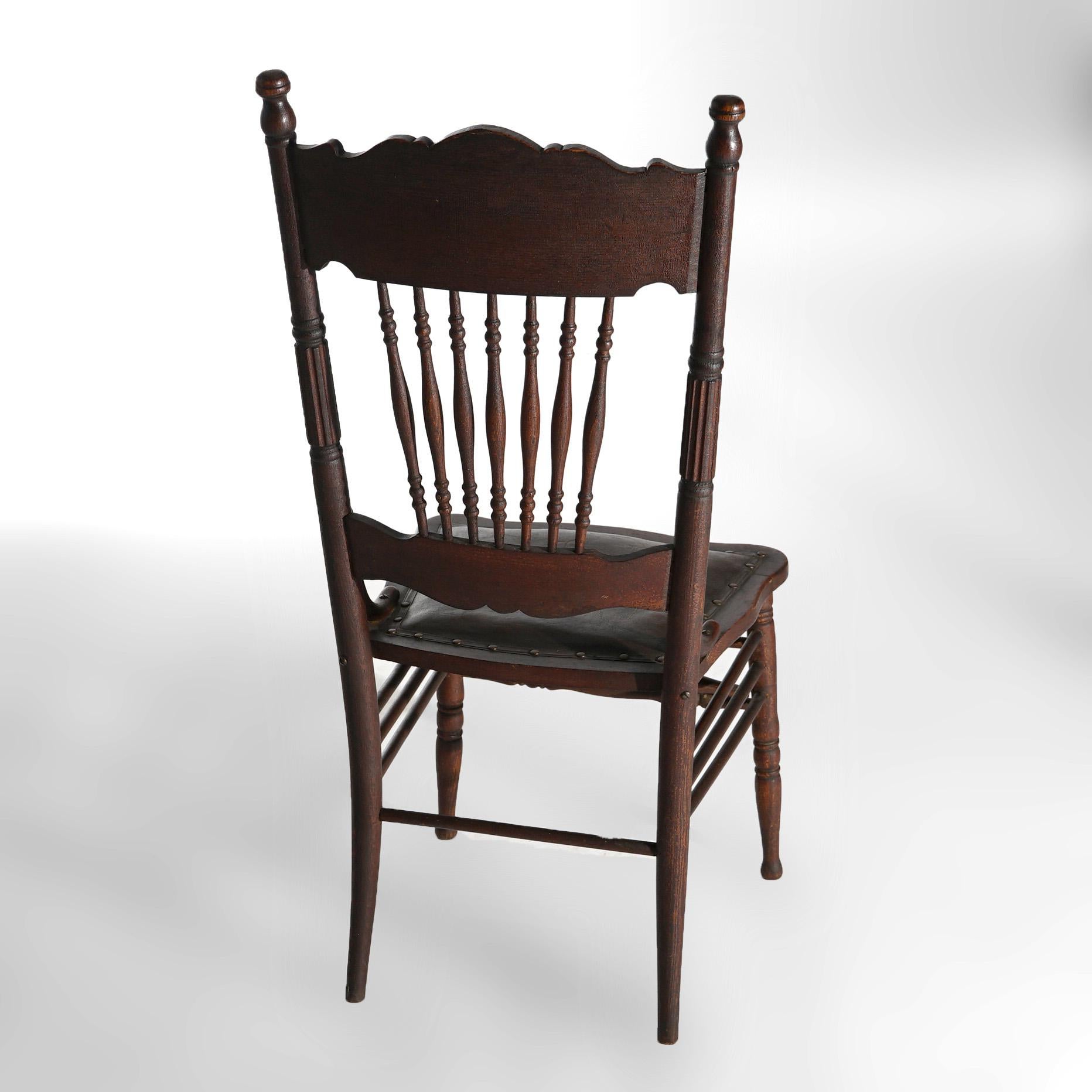 Six chaises de salle à manger Larkin en chêne ancien, en forme de cœur inversé, à dossier fléché et pressé en vente 2