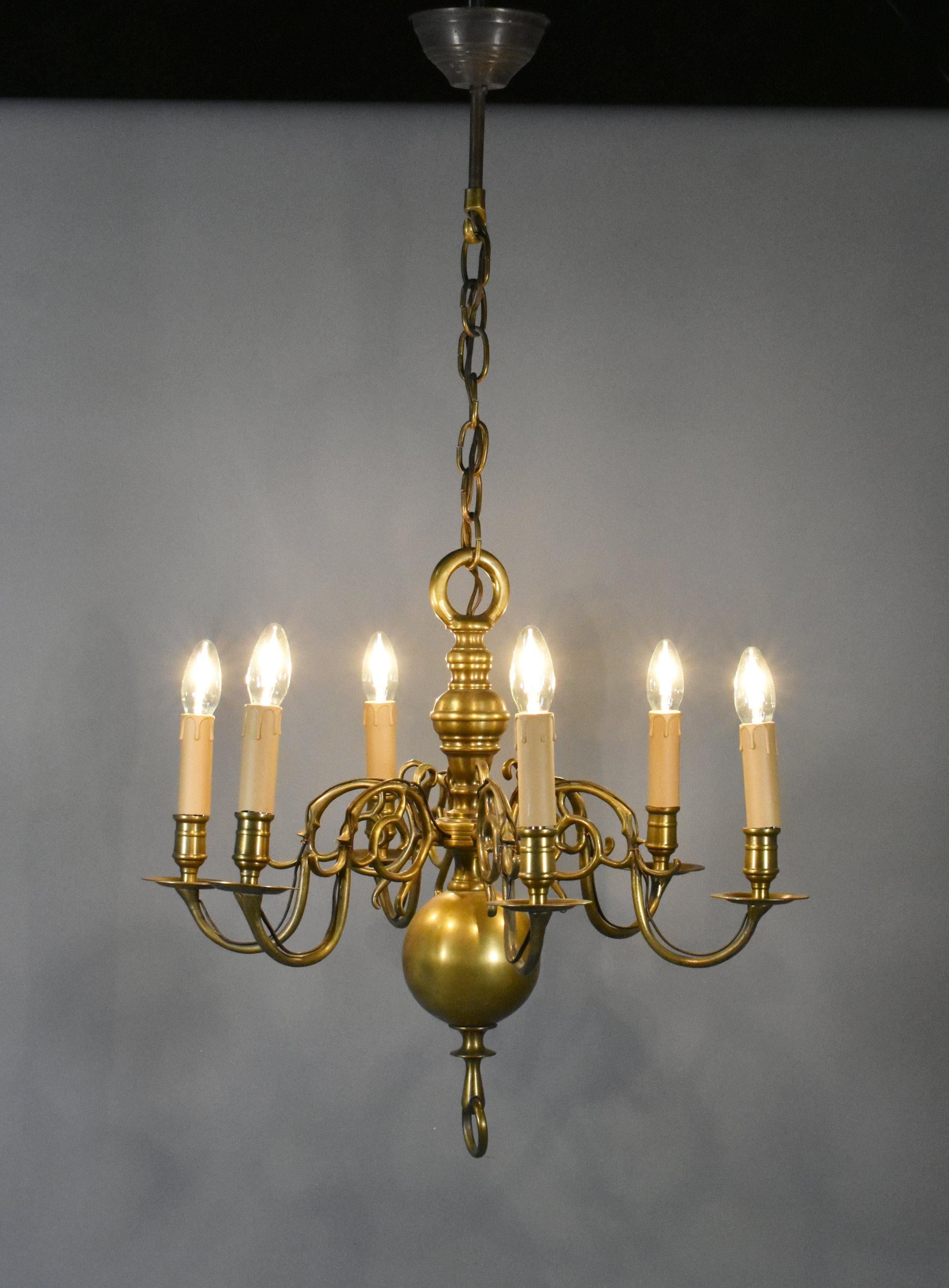 Six Arm Antique Dutch Bronze Chandelier (Gegossen) im Angebot
