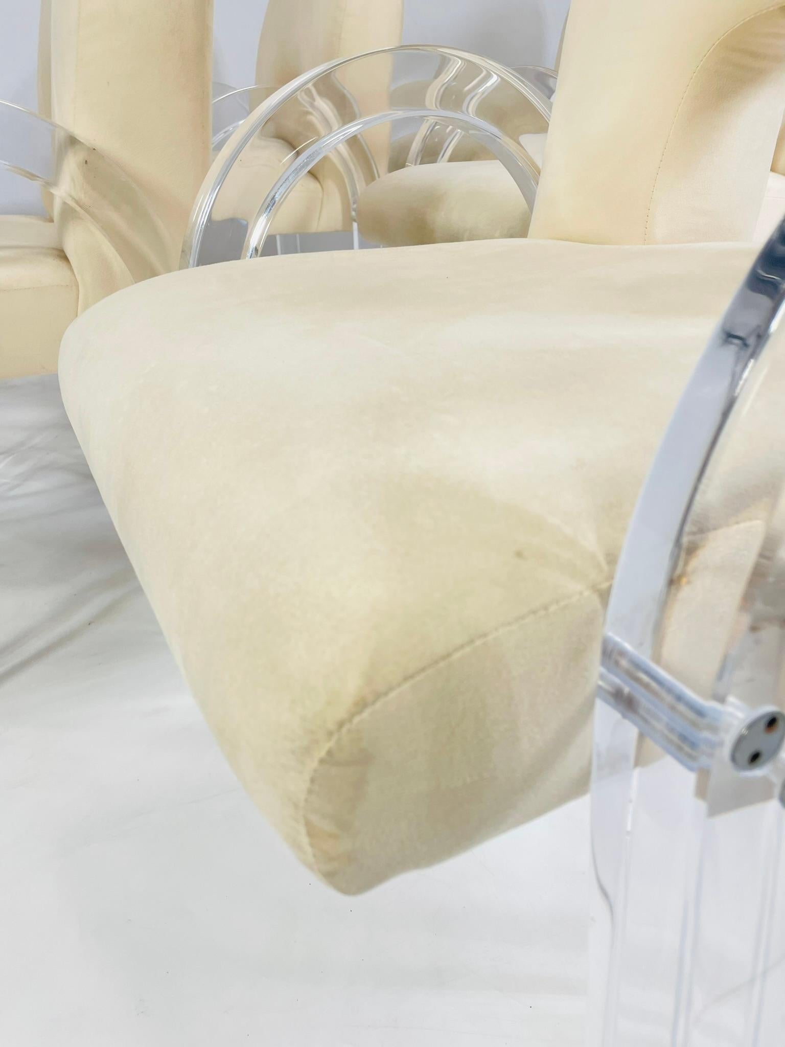 Sechs Sessel mit Lucite-Rahmen von Charles Hollis Jones, signiert und nummeriert im Angebot 7