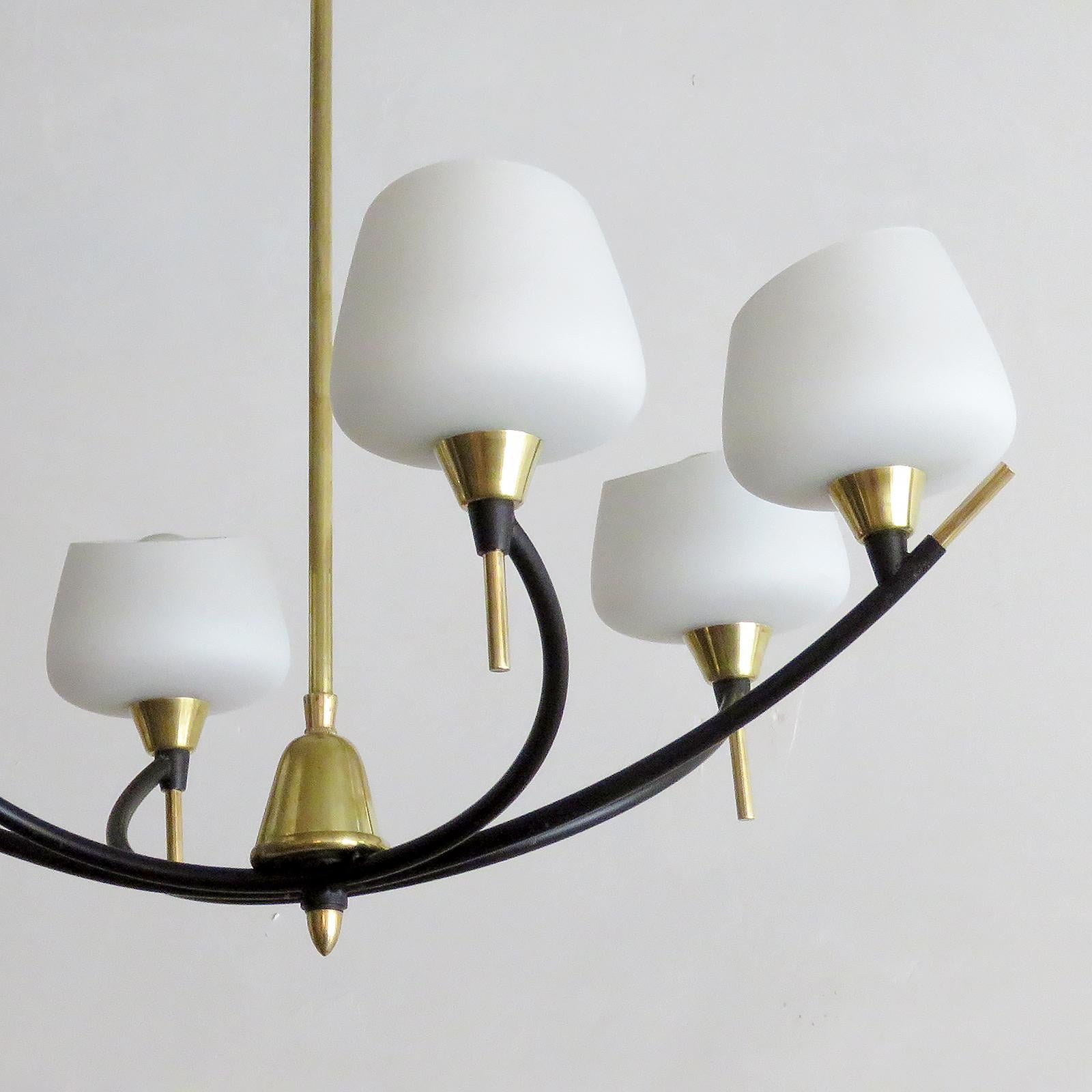 Metà XX secolo Lampadario a sei bracci di Arlus in vendita