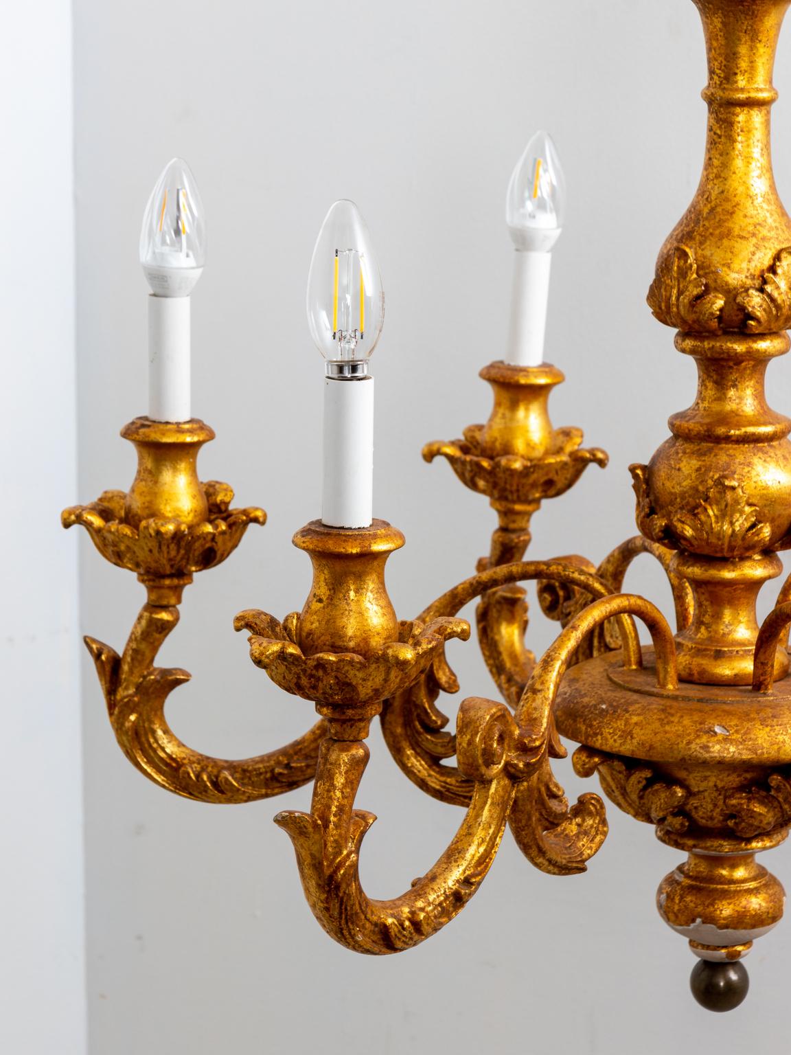 Six Arm Italian Giltwood Chandelier In Good Condition In New York, NY