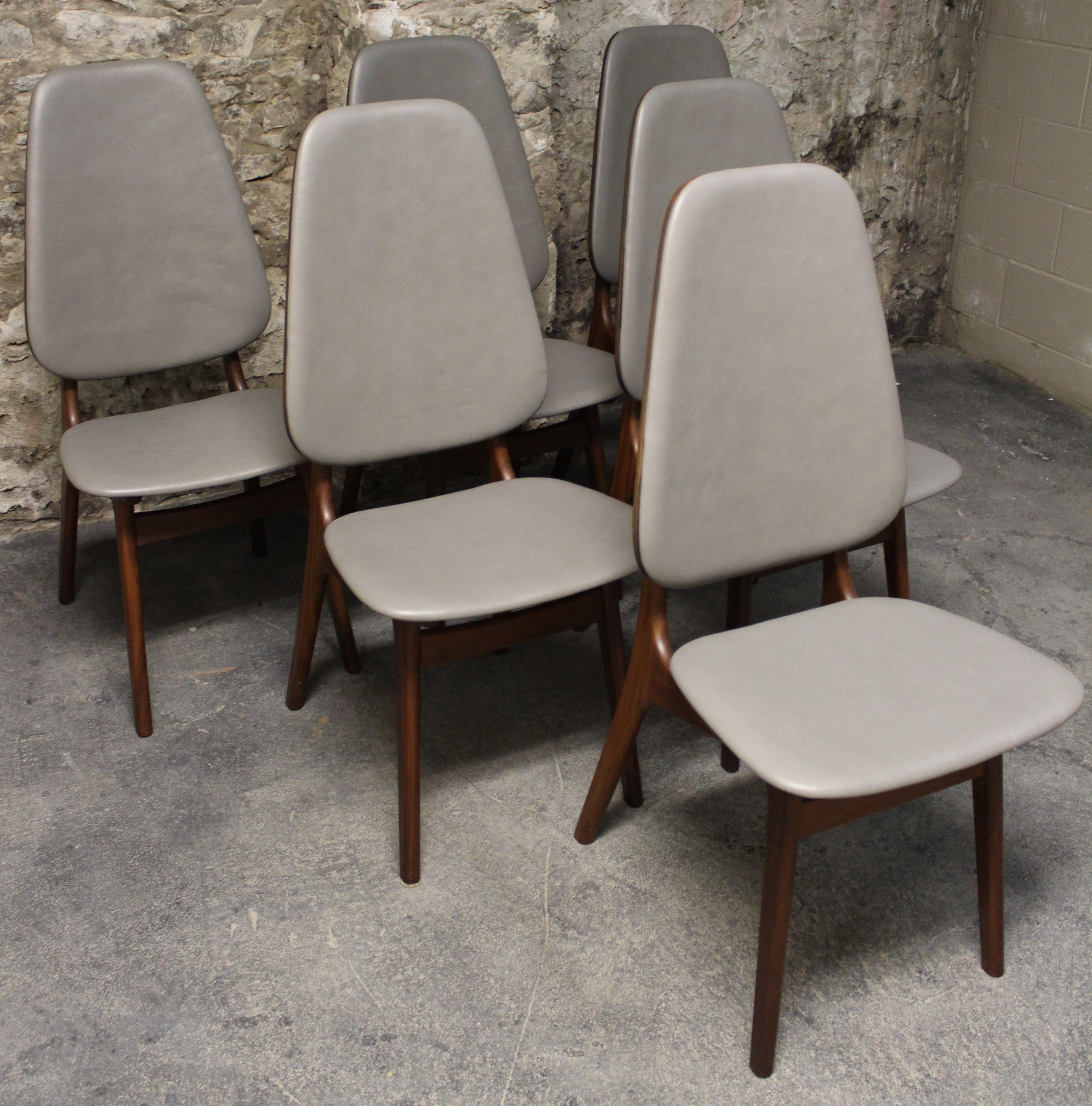 Six Arne Hovmand-Olsen Danish Teak Dining Chairs with Leather Upholstery 5