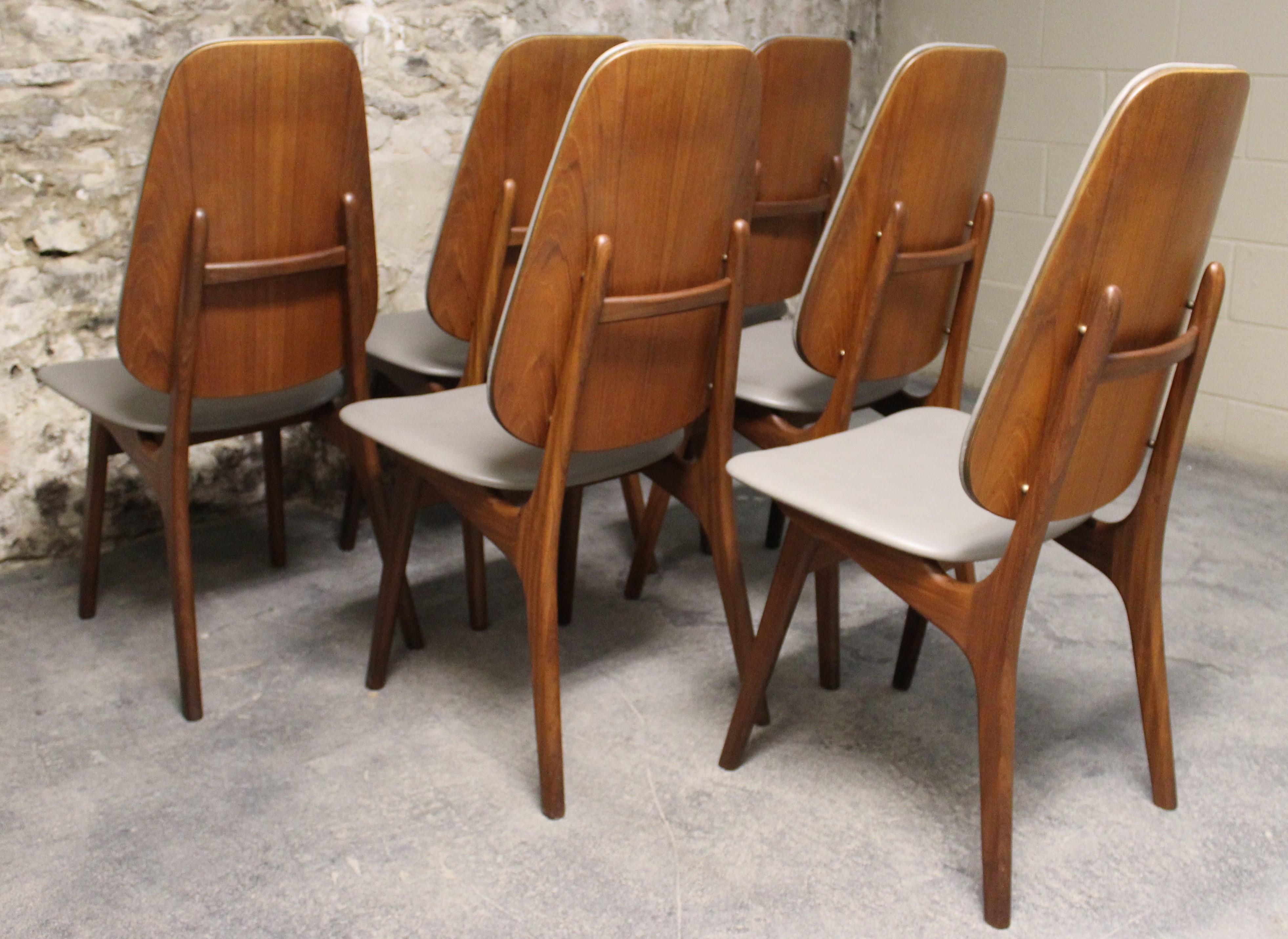 Six Arne Hovmand-Olsen Danish Teak Dining Chairs with Leather Upholstery 8