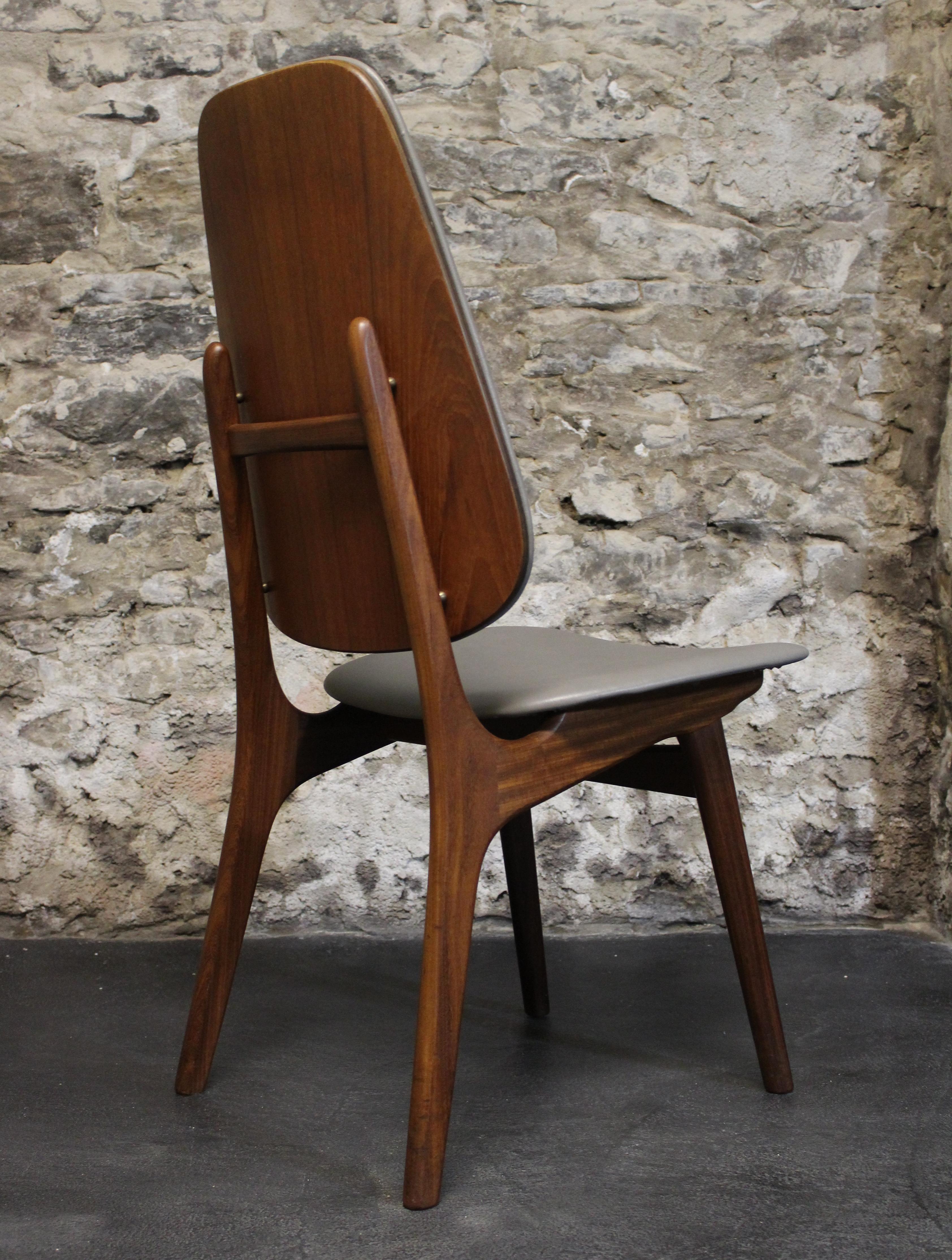 20th Century Six Arne Hovmand-Olsen Danish Teak Dining Chairs with Leather Upholstery