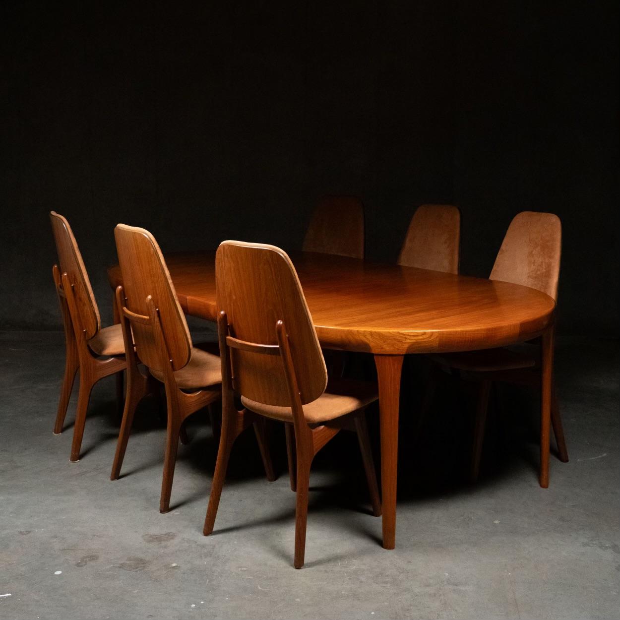 Six Arne Hovmand-Olsen Danish Teak Dining Chairs with fabric Upholstery 1
