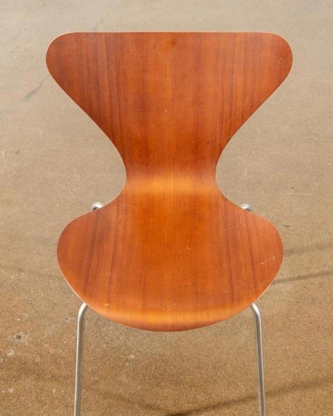 Six Arne Jacobsen Series 7 Teak Dining Chairs 8