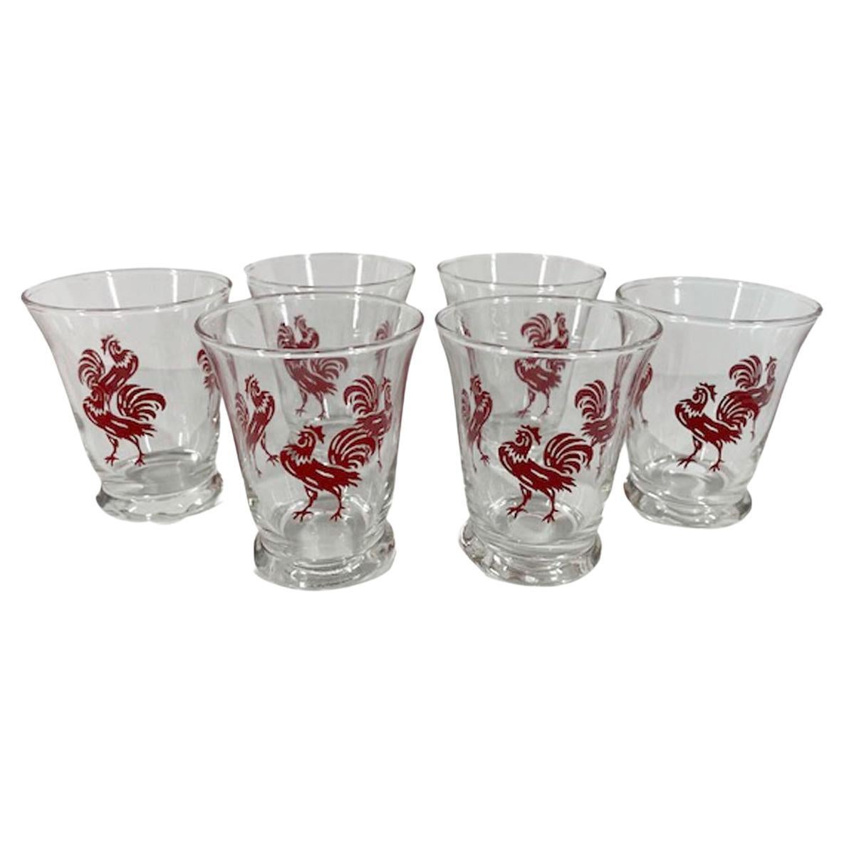 Six verres à cocktail Art Déco en forme de cloche émaillés avec coqs émaillés rouges